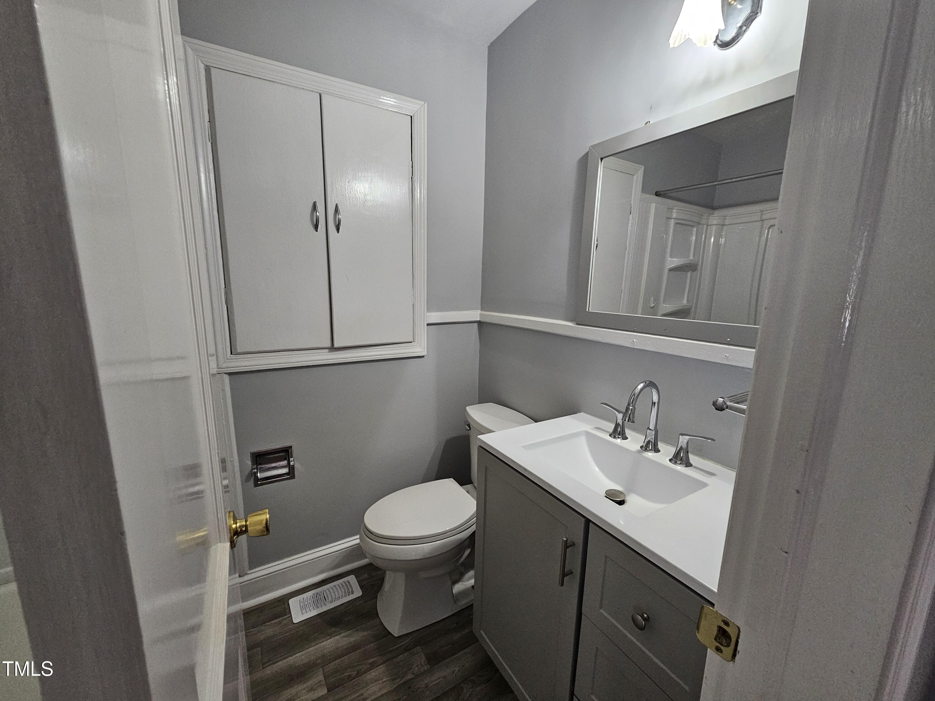 910 Marshall Street Property Photo 30