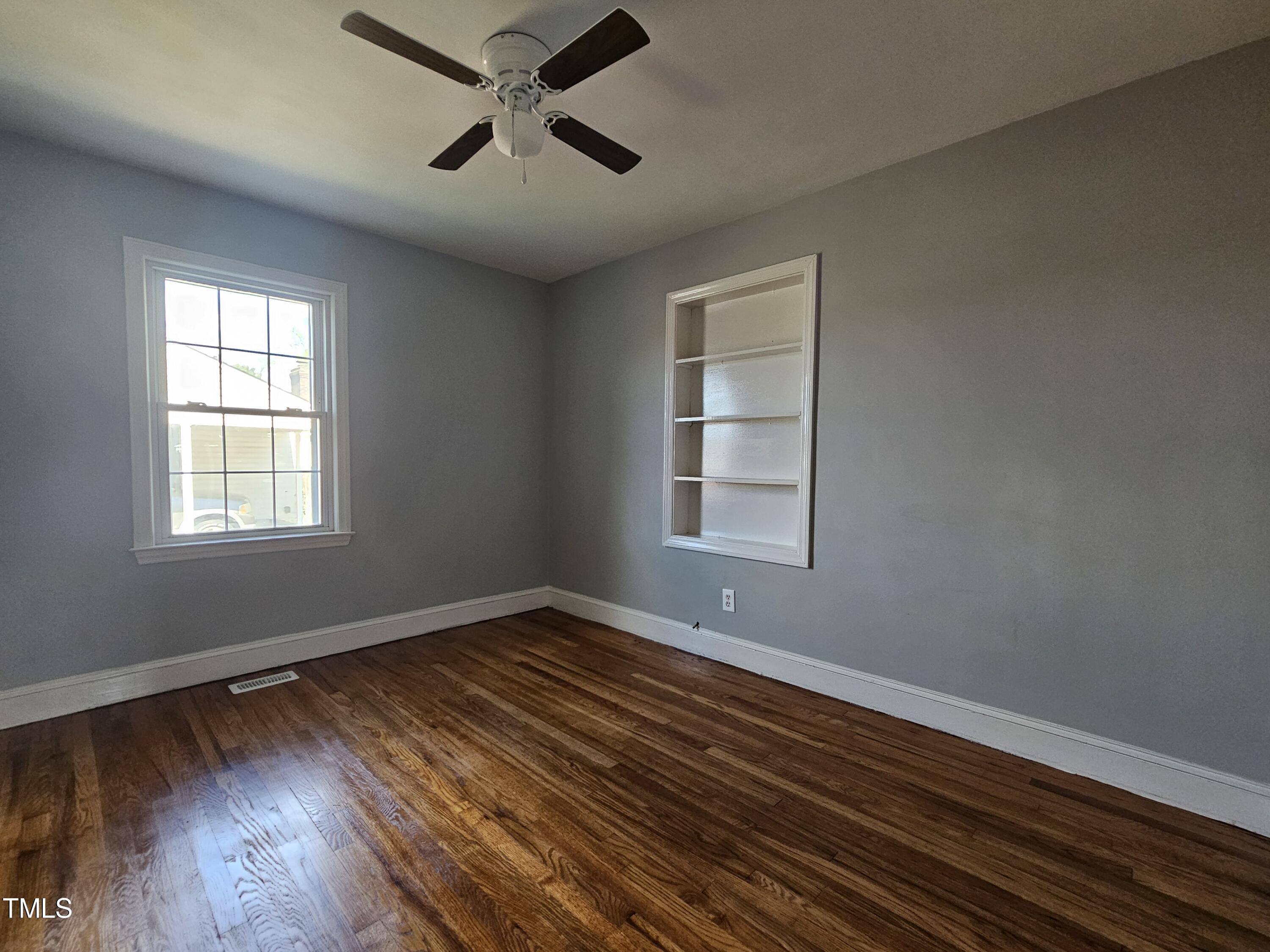 910 Marshall Street Property Photo 31