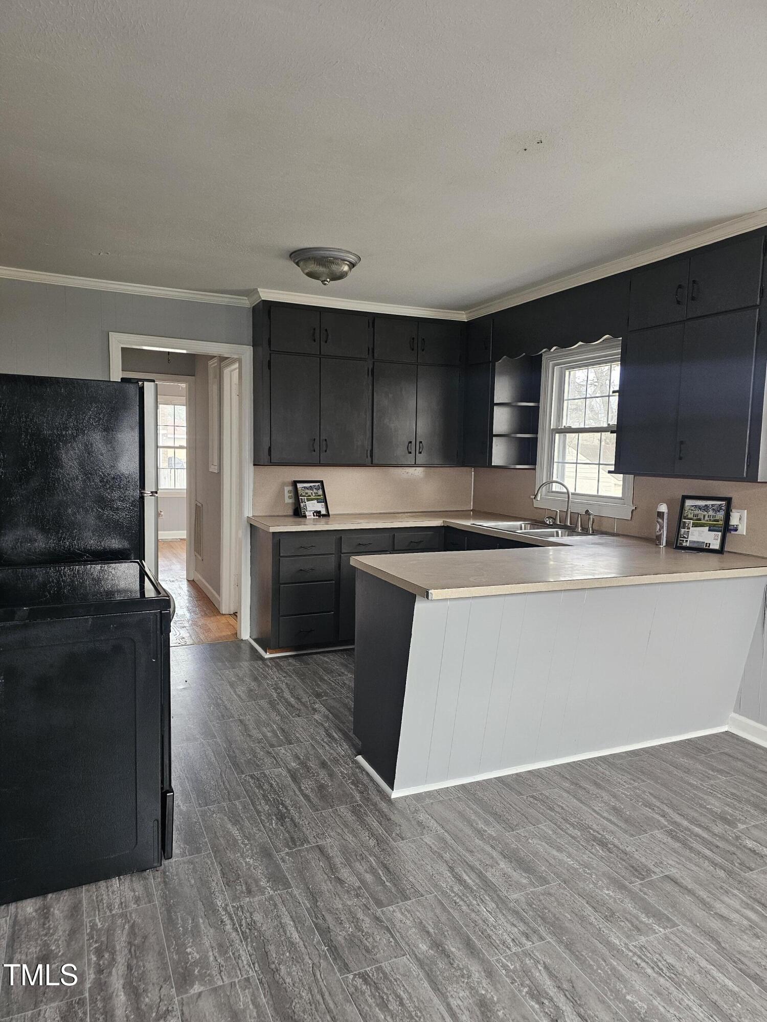 910 Marshall Street Property Photo 35