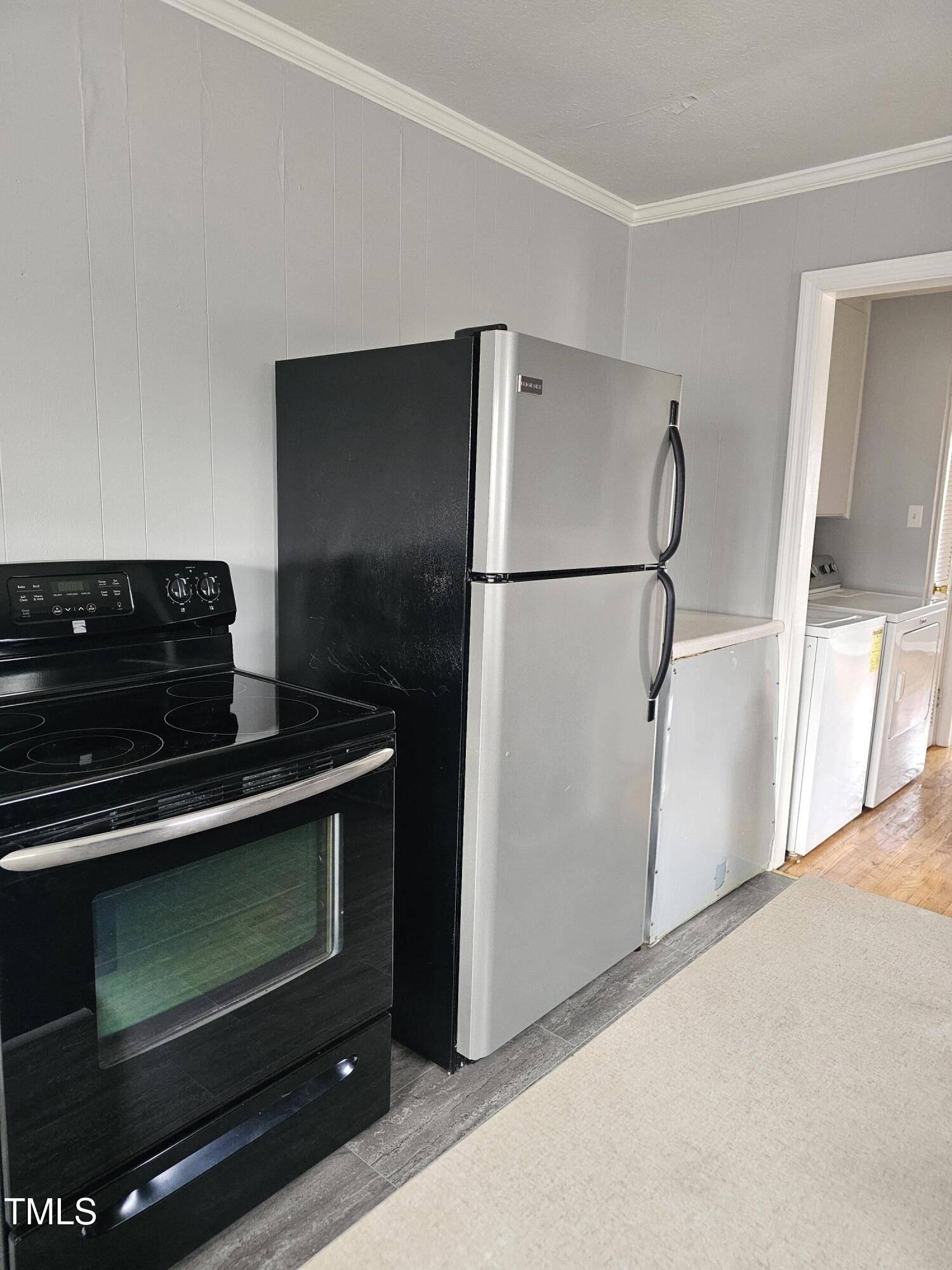 910 Marshall Street Property Photo 38