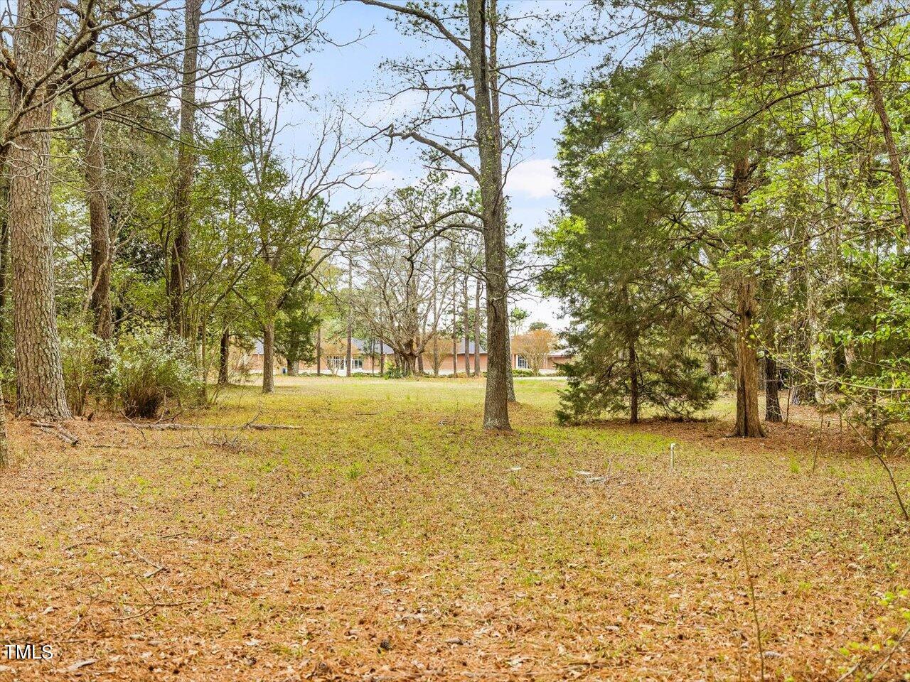 1558 W Market Street Property Photo 12