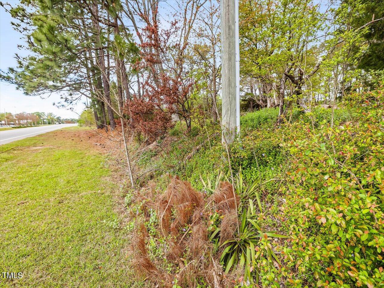 1558 W Market Street Property Photo 14