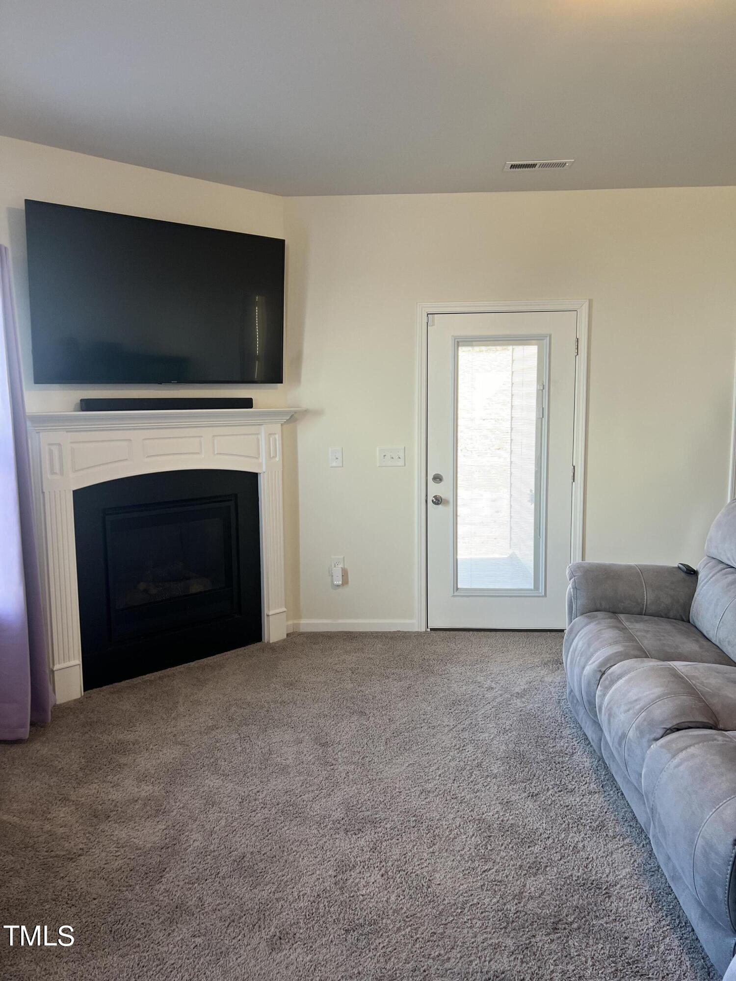 539 Lionheart Lane Property Photo 6