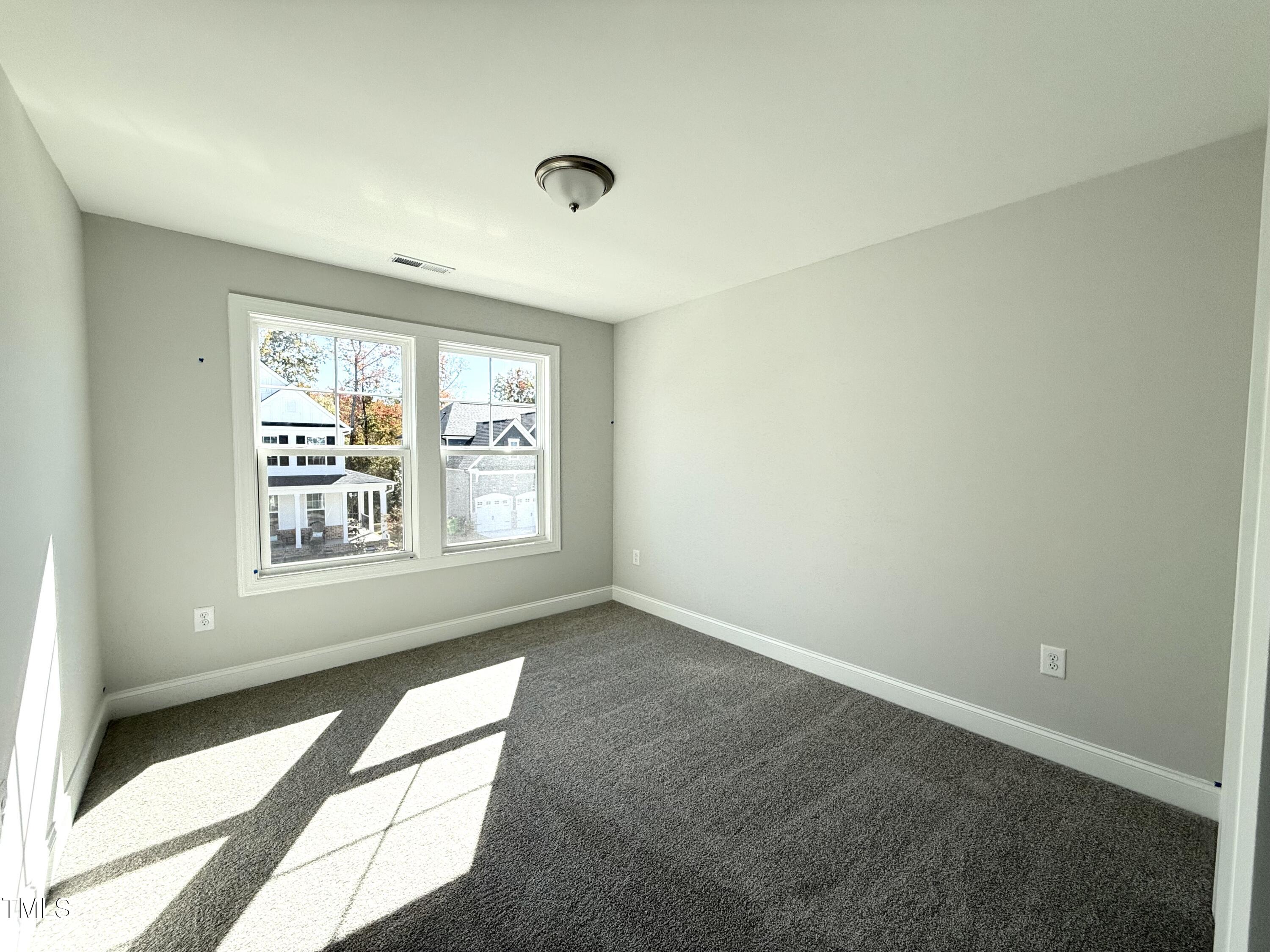 512 Jones Bluff Way Property Photo 17