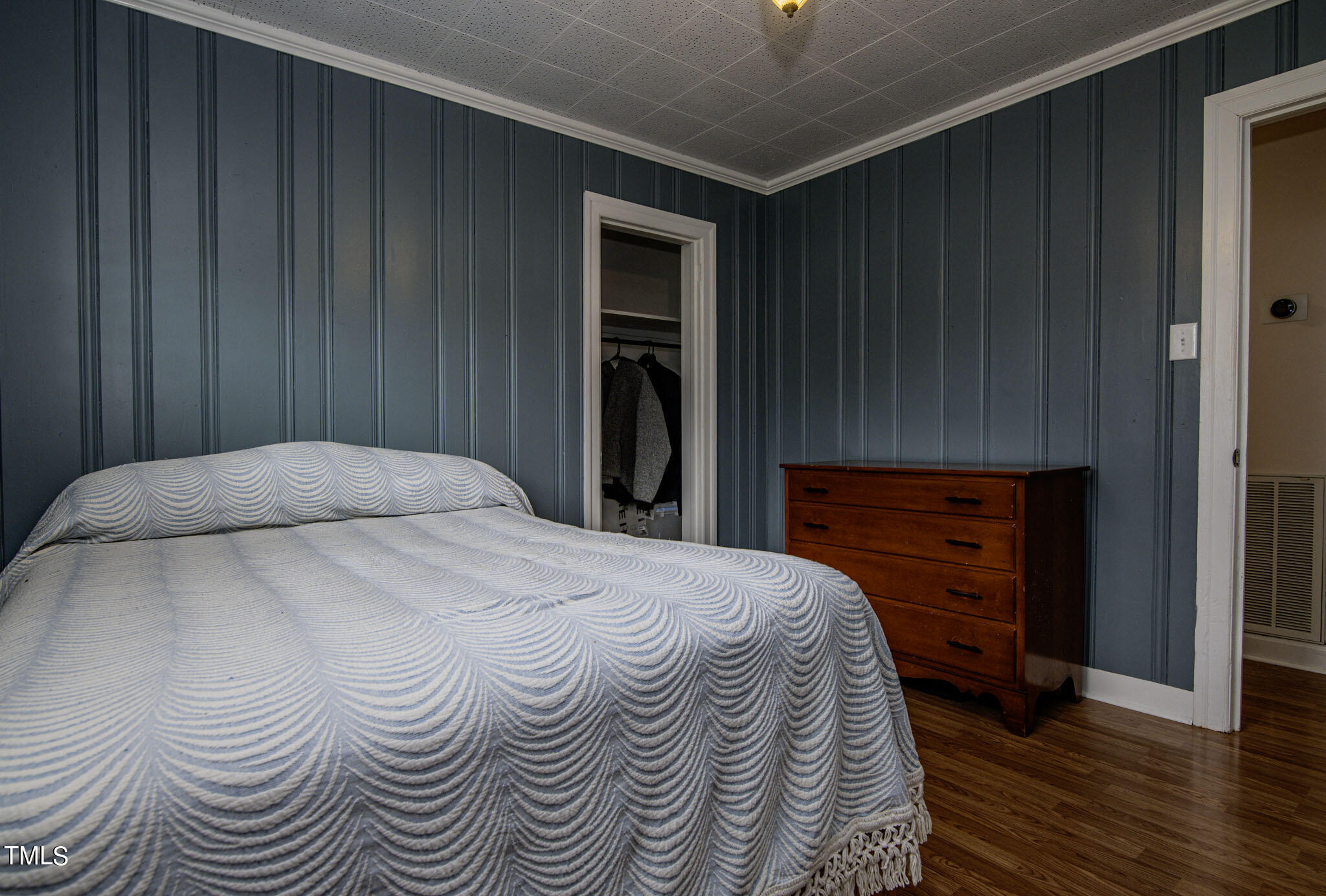 1309 Bolling Road Property Photo 11
