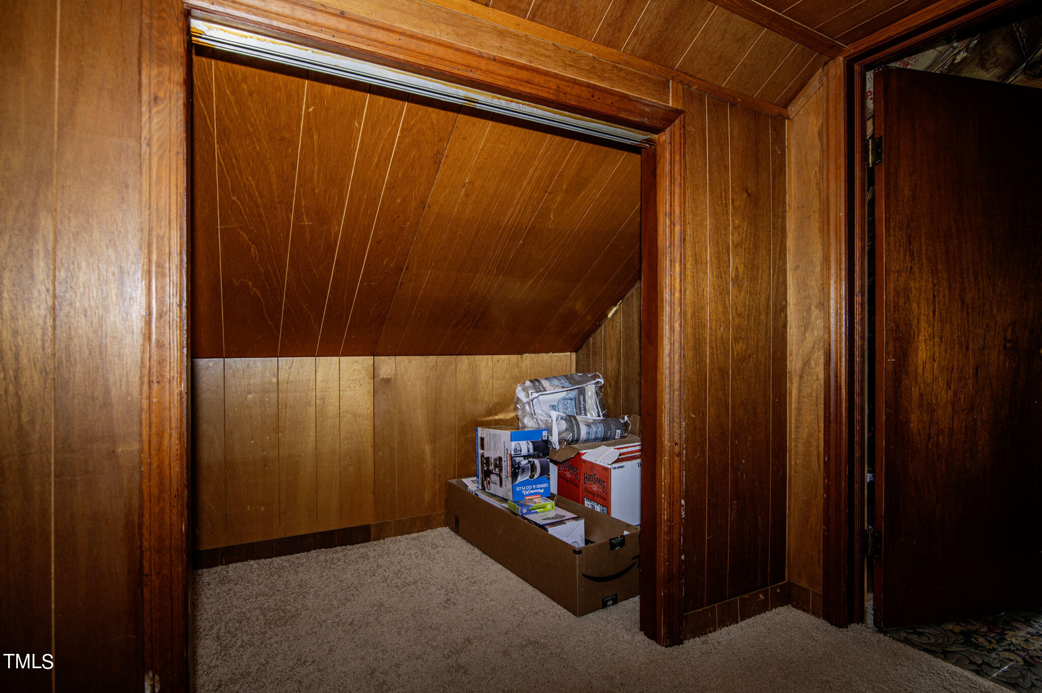1309 Bolling Road Property Photo 25