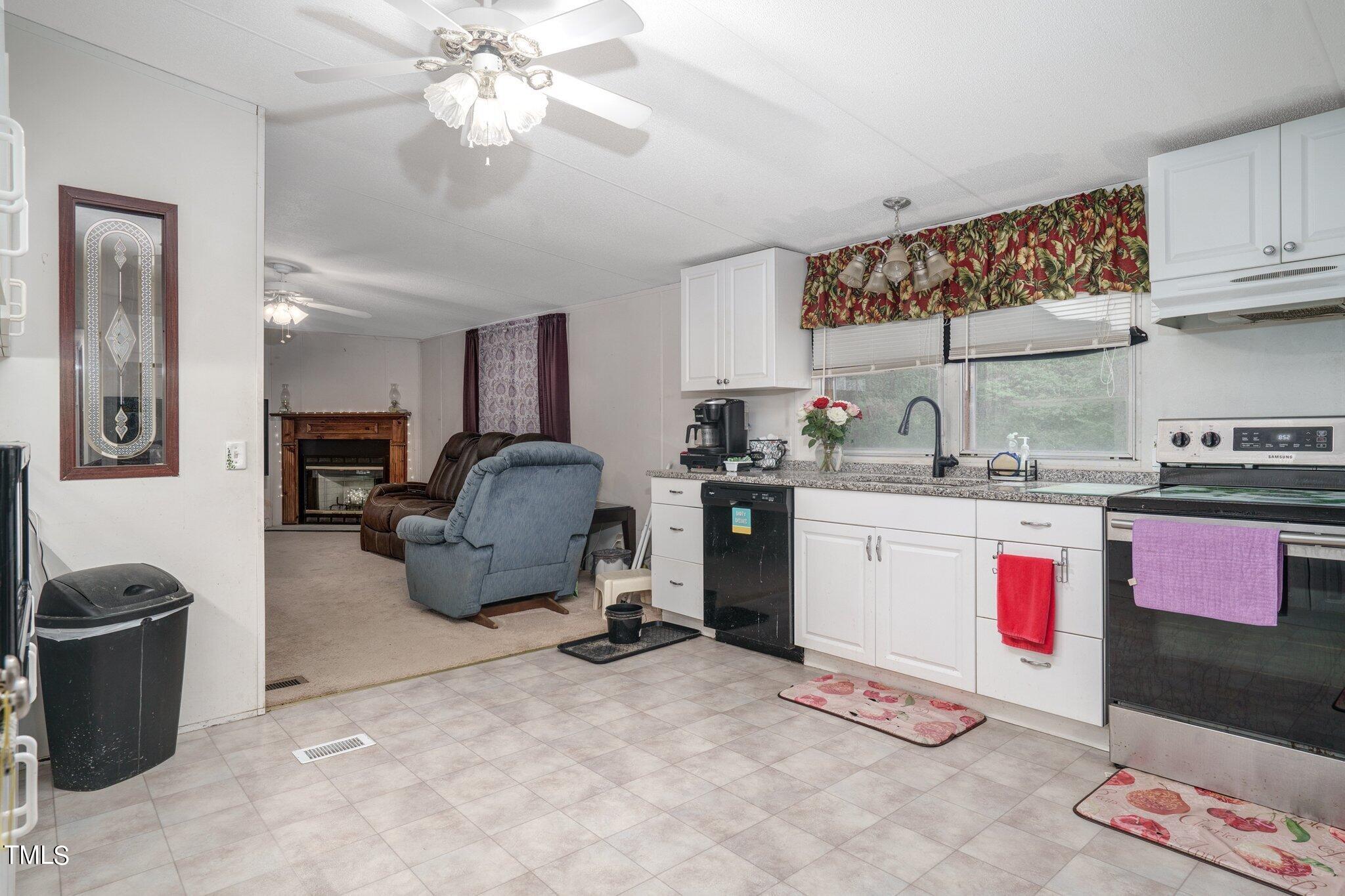 10797 Claude Lewis Road Property Photo 8