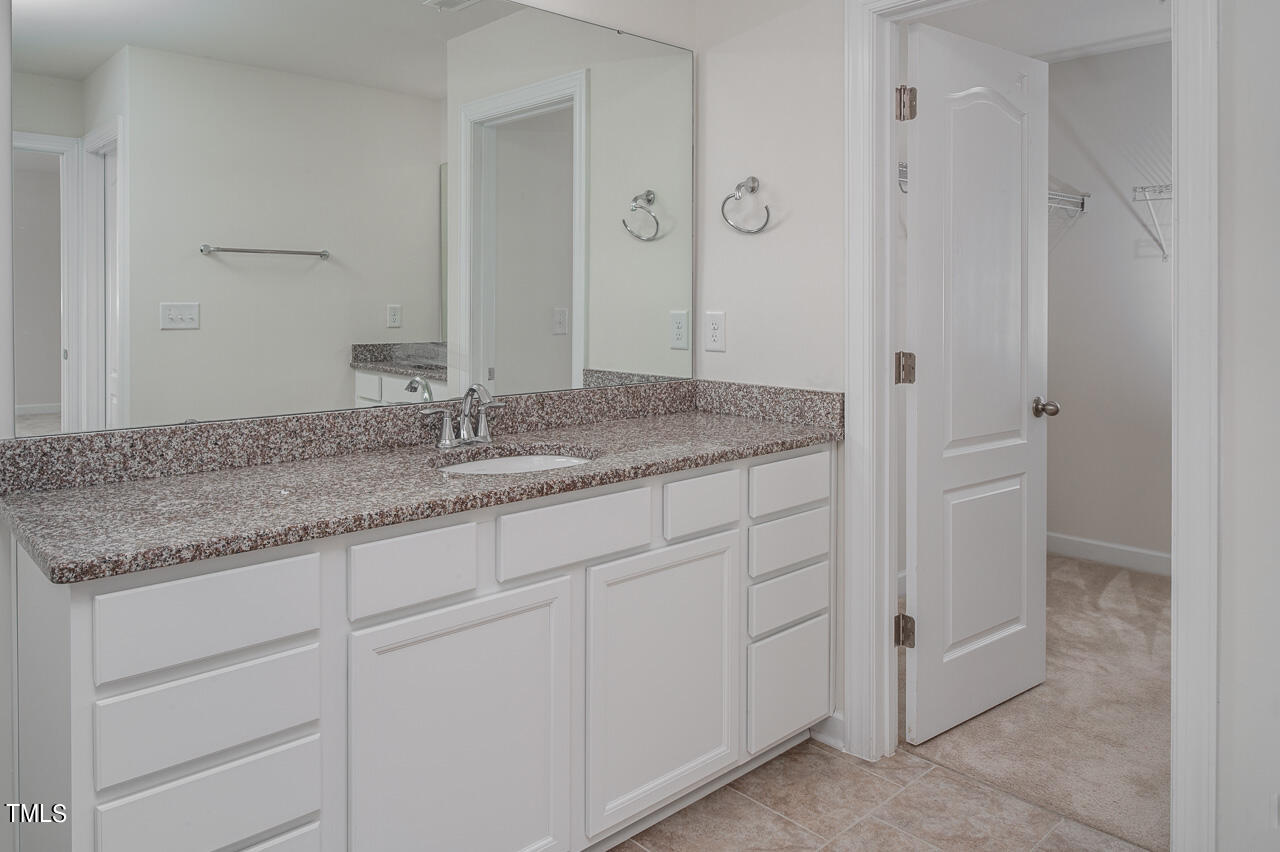 2921 Macbeth Lane Property Photo 22