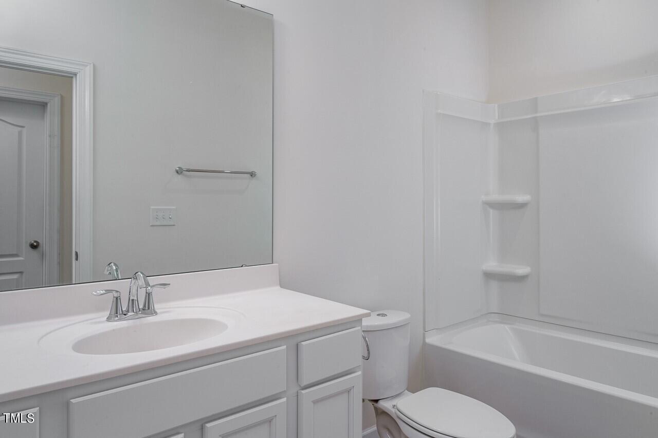 2921 Macbeth Lane Property Photo 28