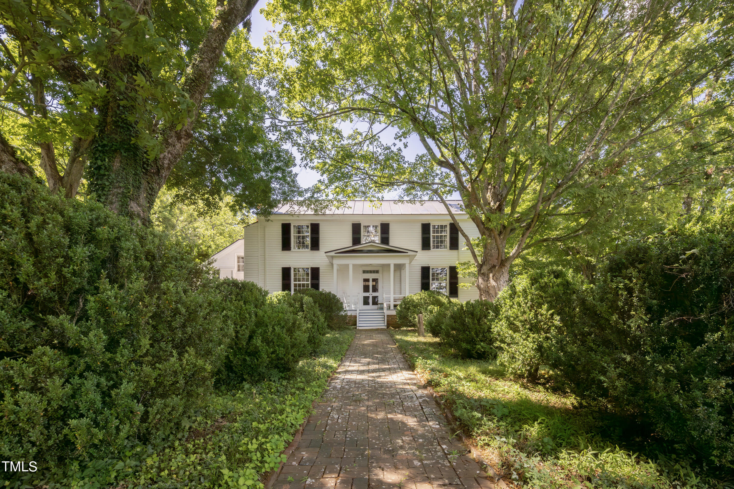 6720 Mebane Oaks Road Property Photo 2