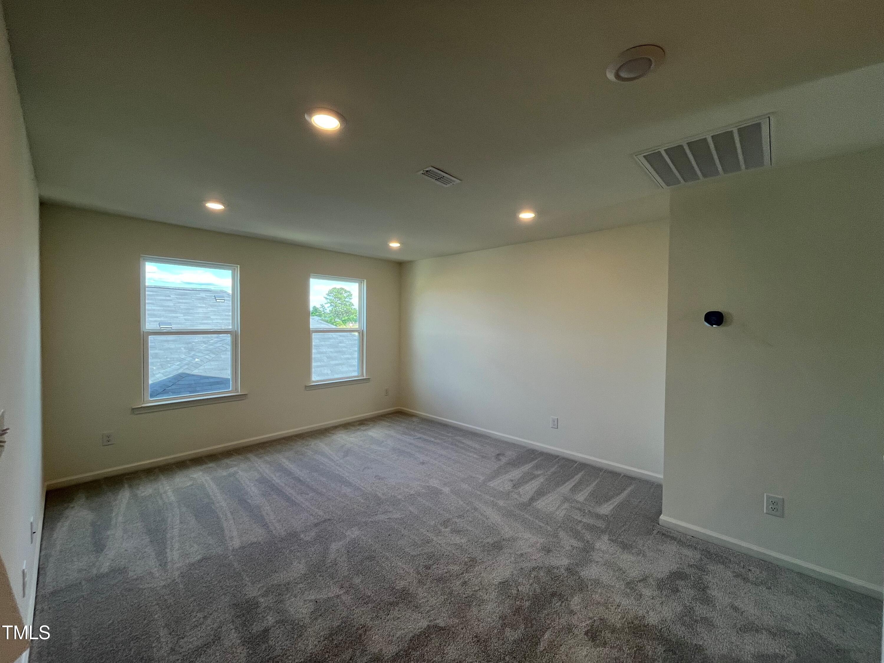 352 Chestnut Oak Lane Property Photo 9