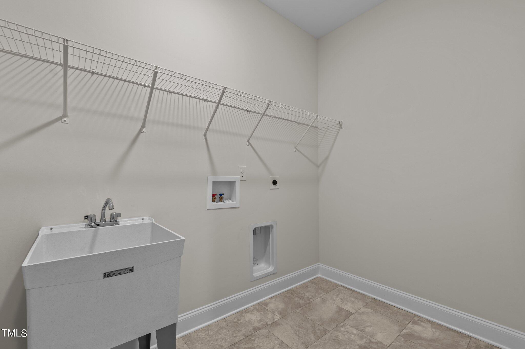 127 Hillwood Drive Property Photo 10