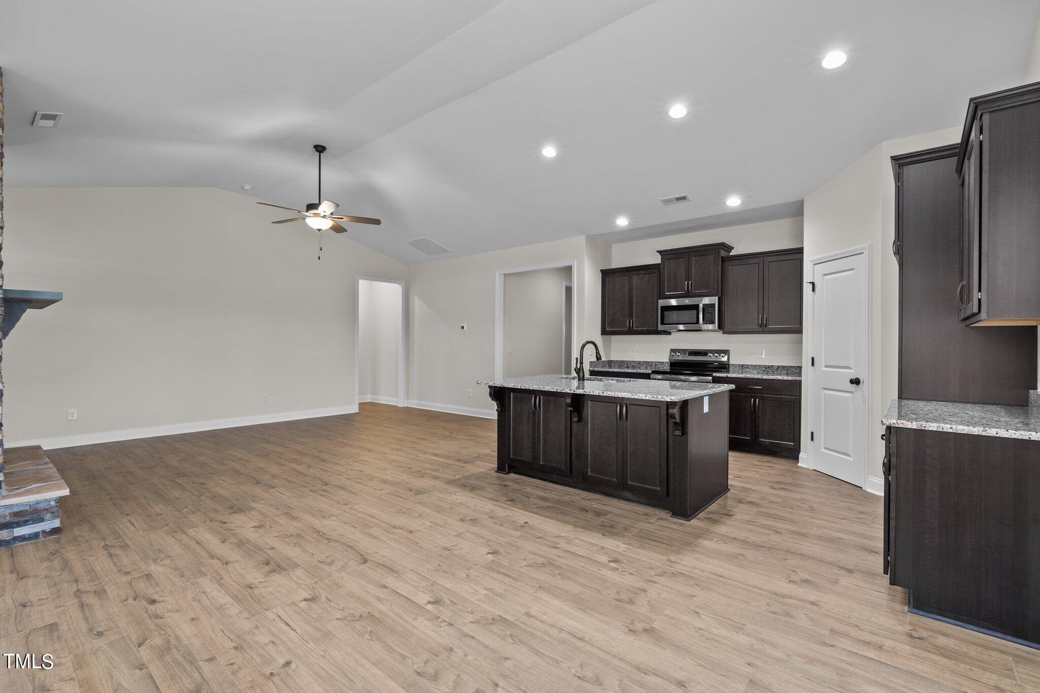 127 Hillwood Drive Property Photo 21