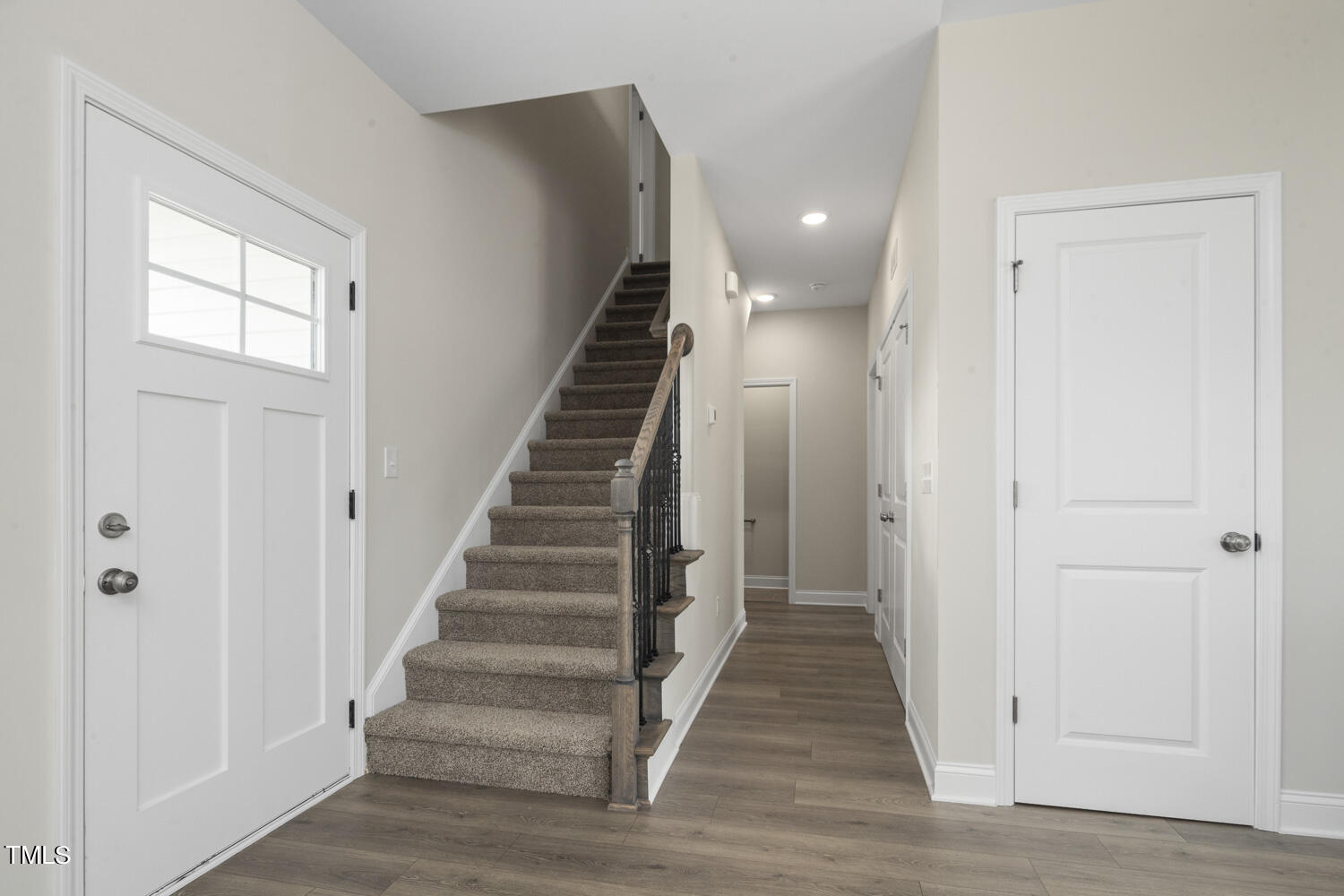 53 Hillwood Drive Property Photo 31