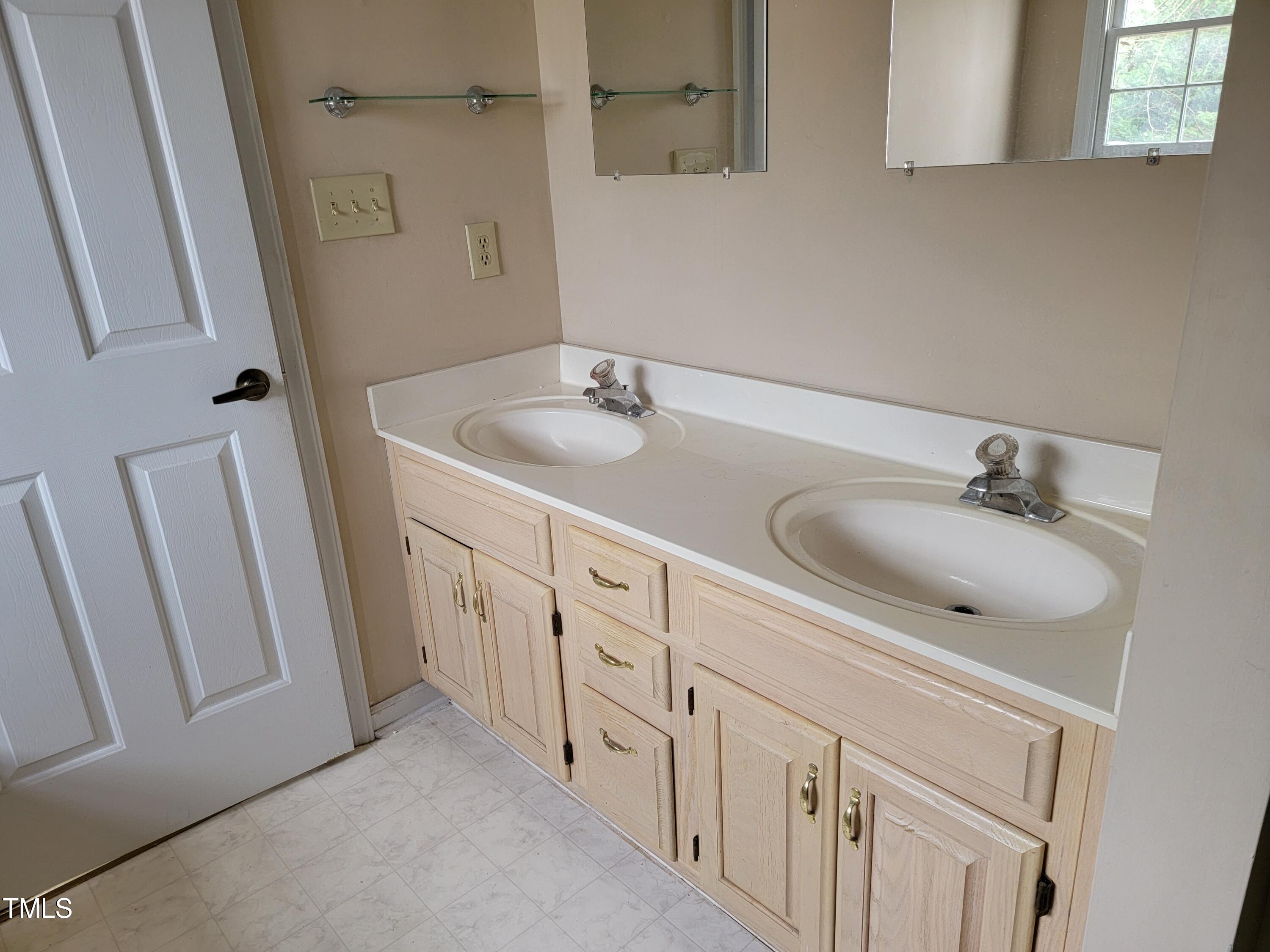 5604 Torness Court Property Photo 19