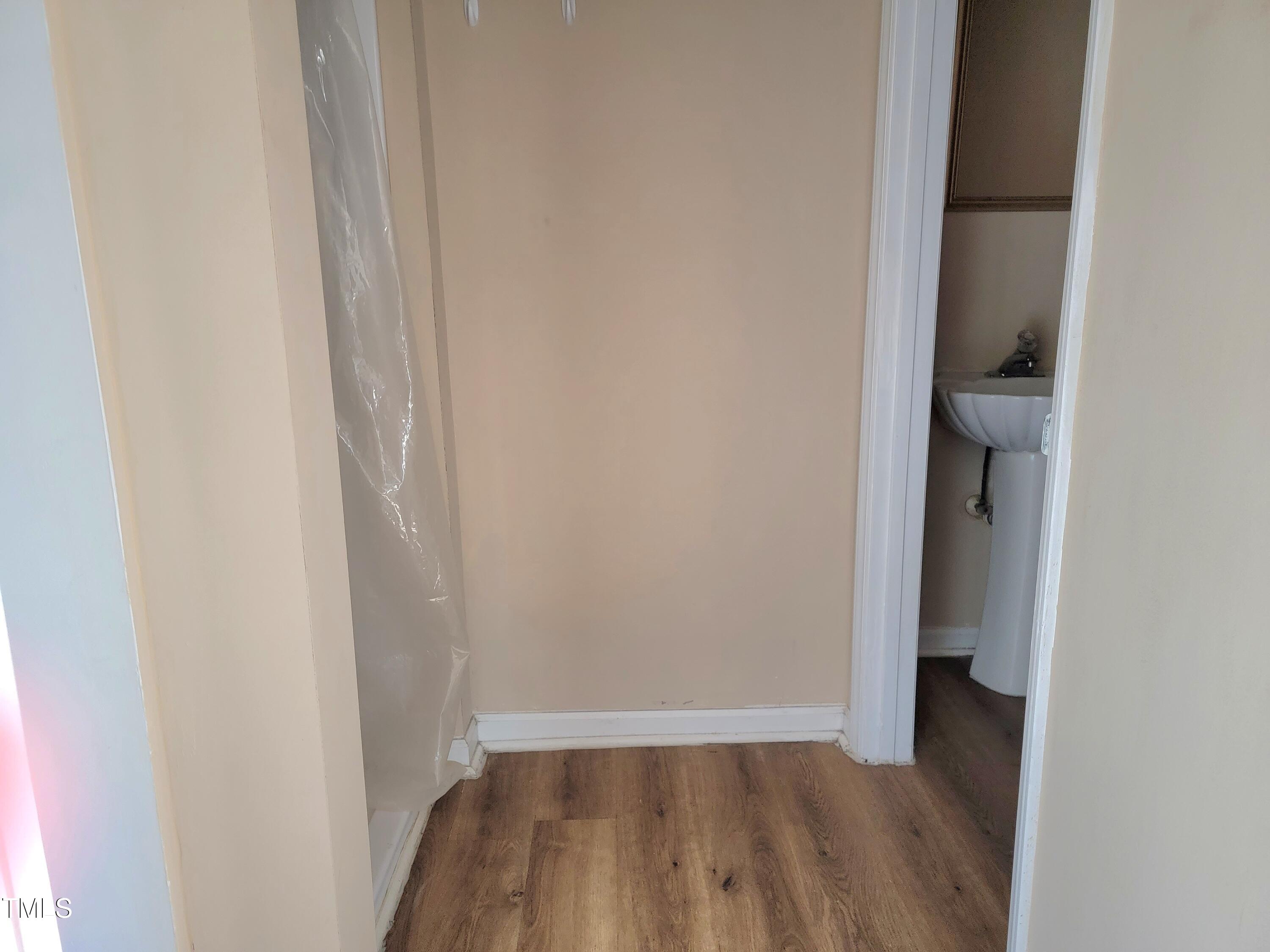 5604 Torness Court Property Photo 33