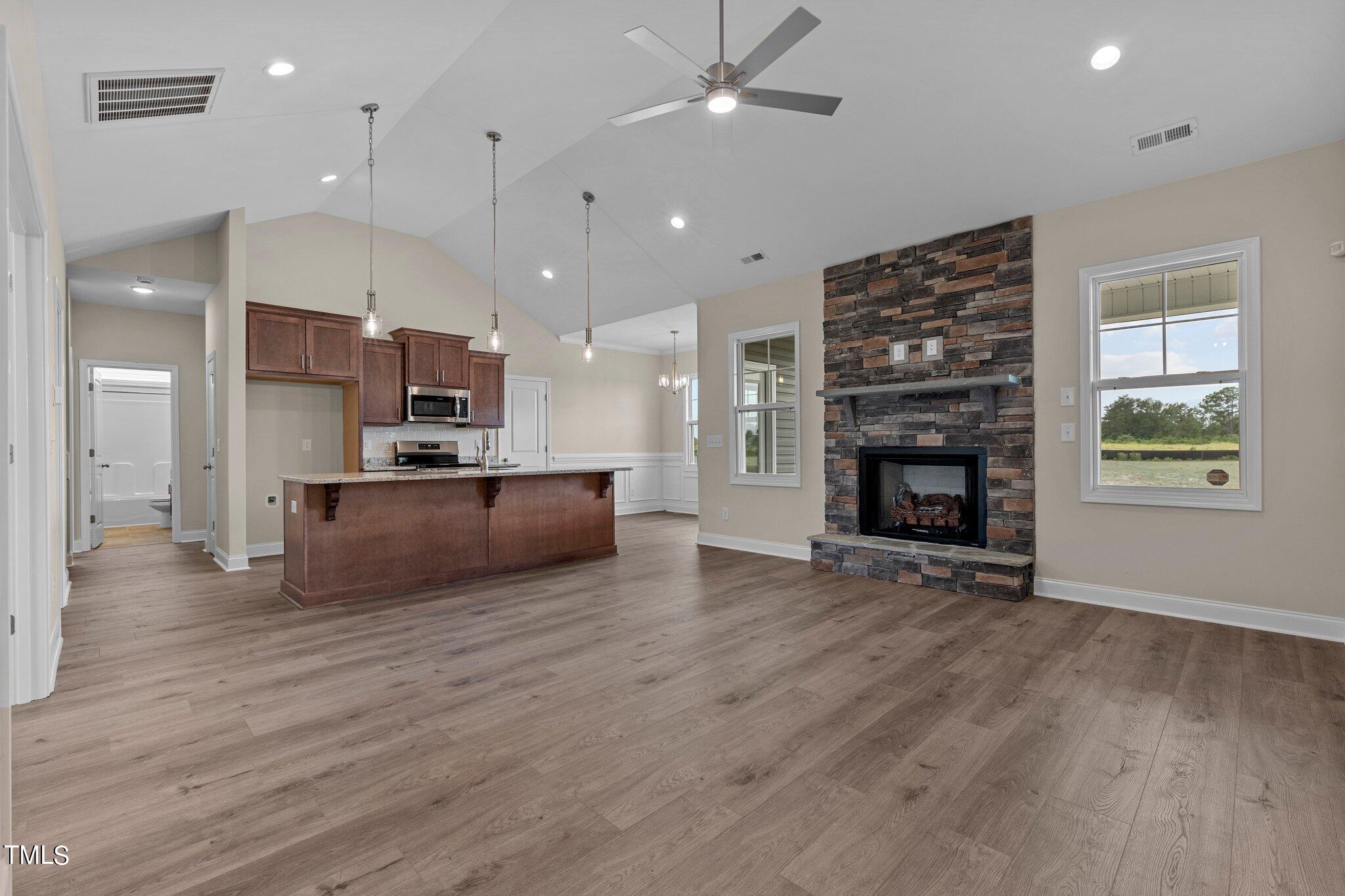 152 Hillwood Drive Property Photo 4