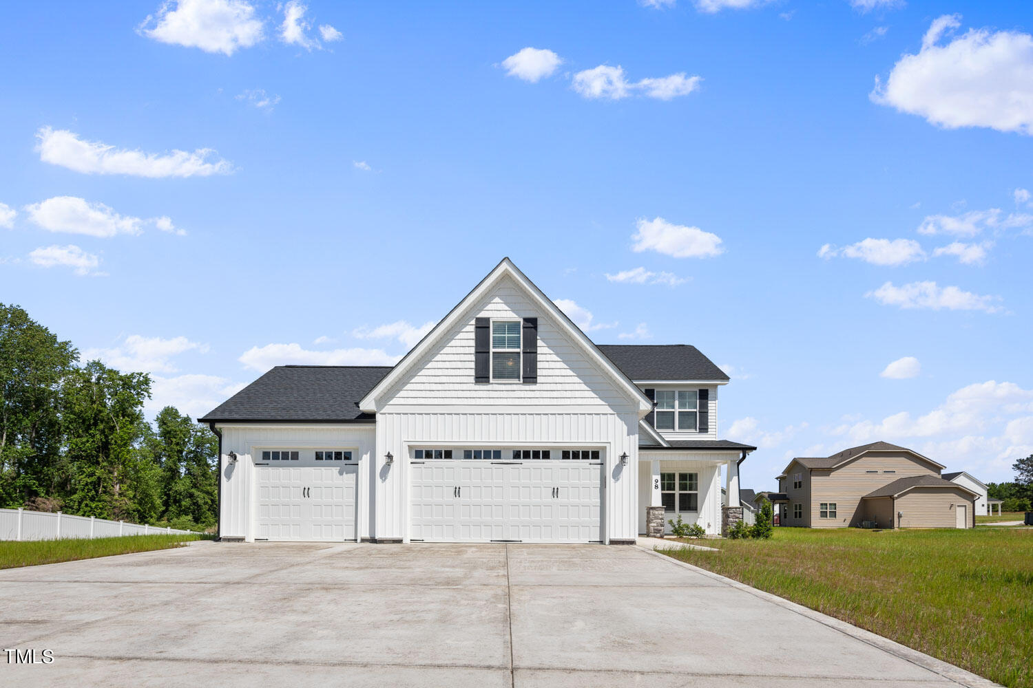 98 Thistle Court Property Photo 1