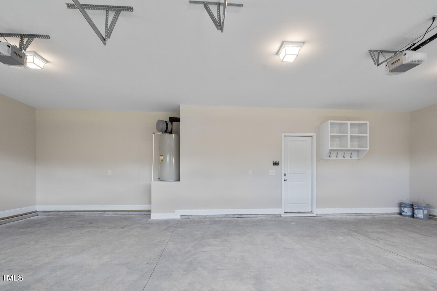 98 Thistle Court Property Photo 4