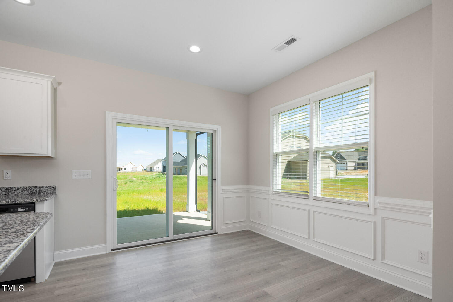 98 Thistle Court Property Photo 20