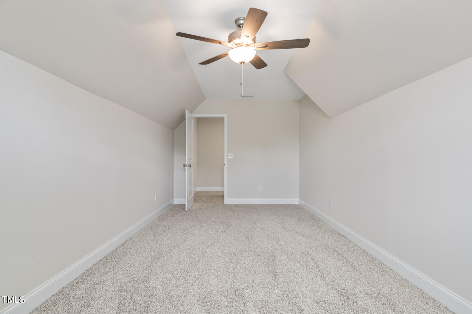 98 Thistle Court Property Photo 30