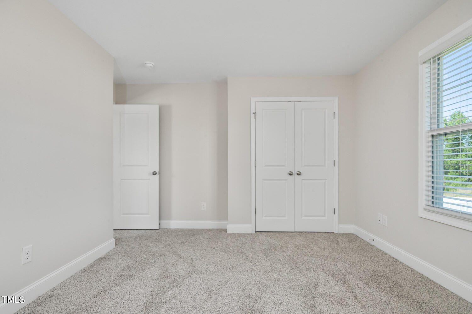 98 Thistle Court Property Photo 36