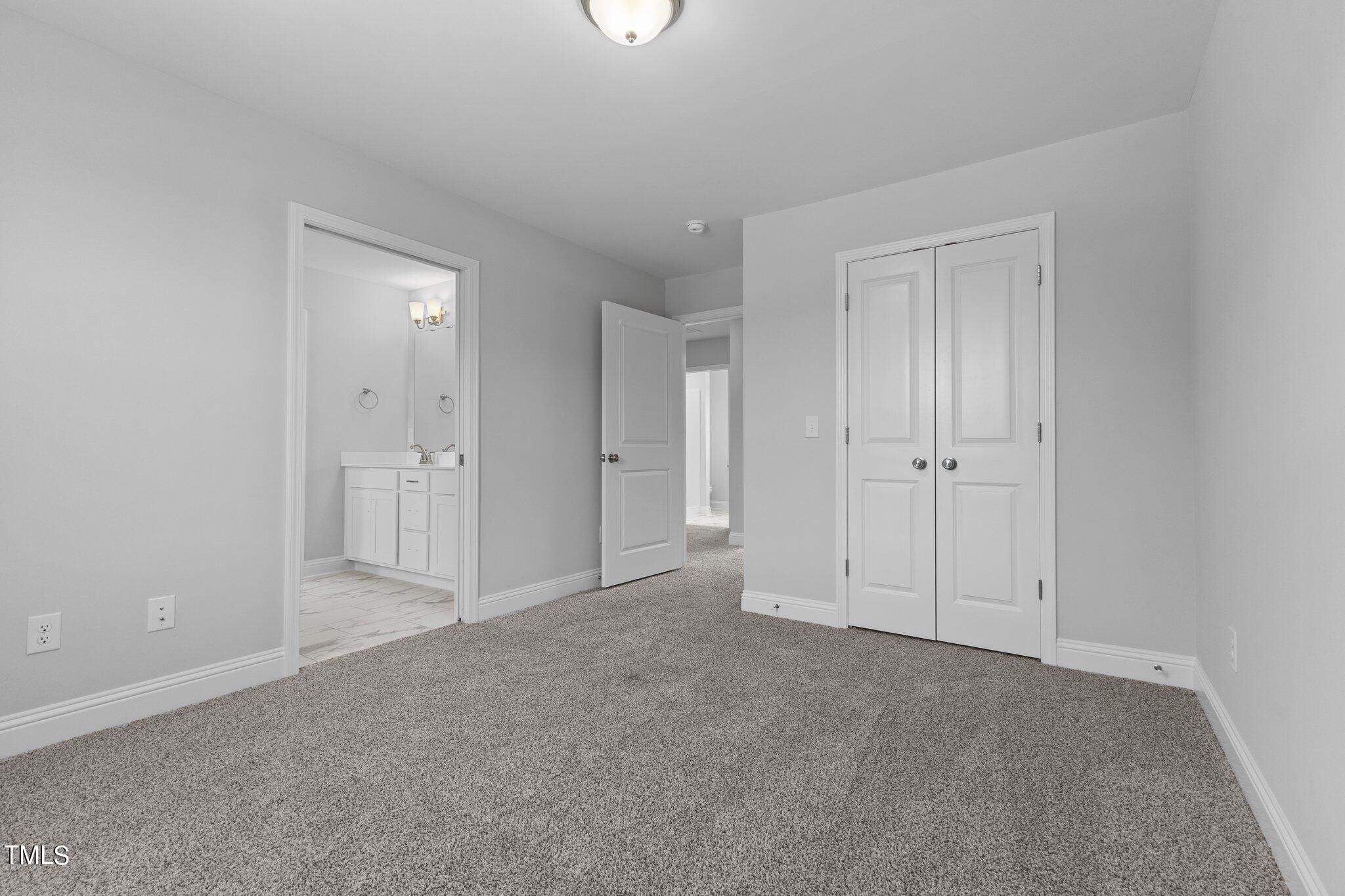 83 Oleander Lane Property Photo 12