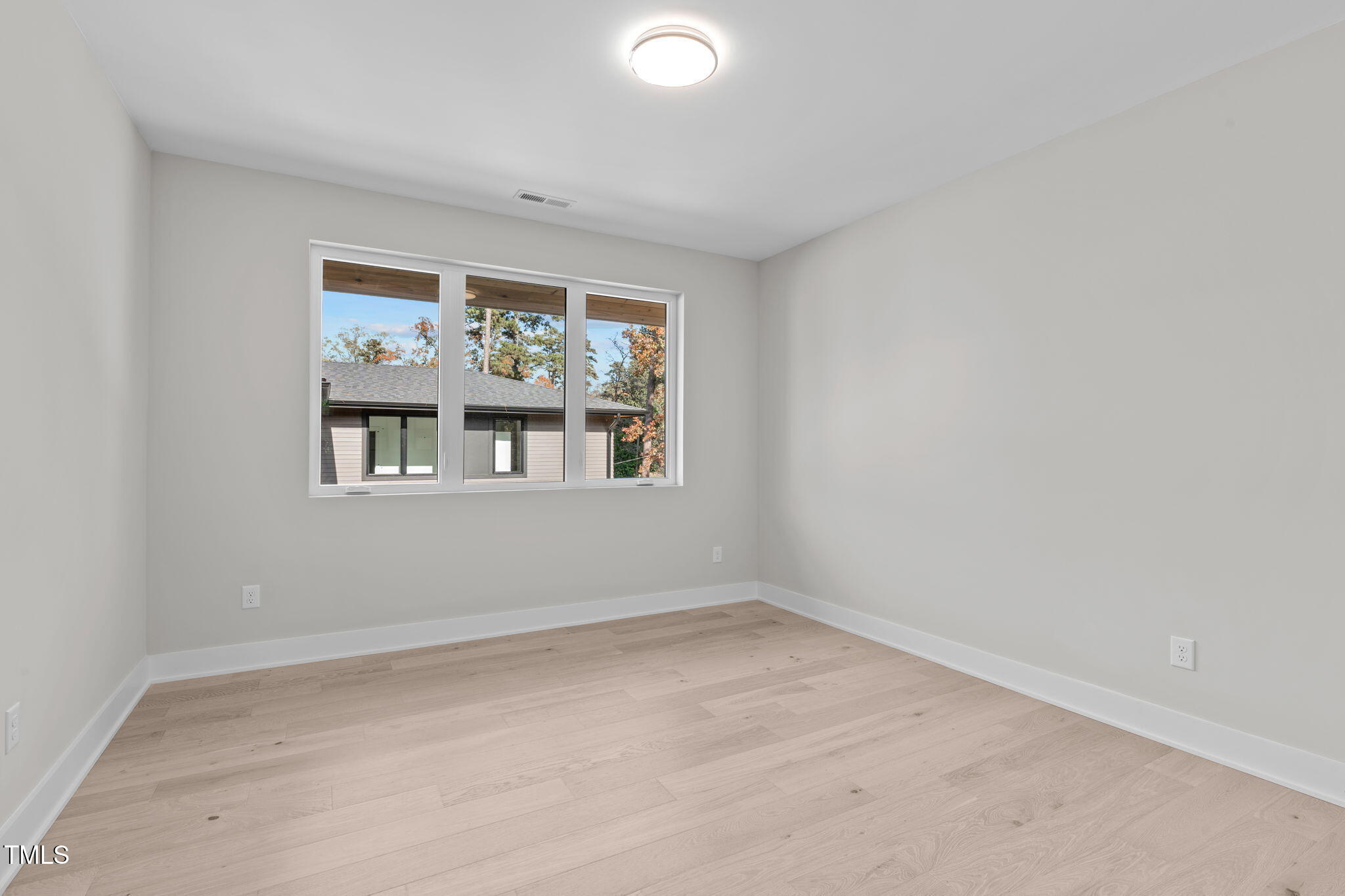 1435 Duplin Road Property Photo 34