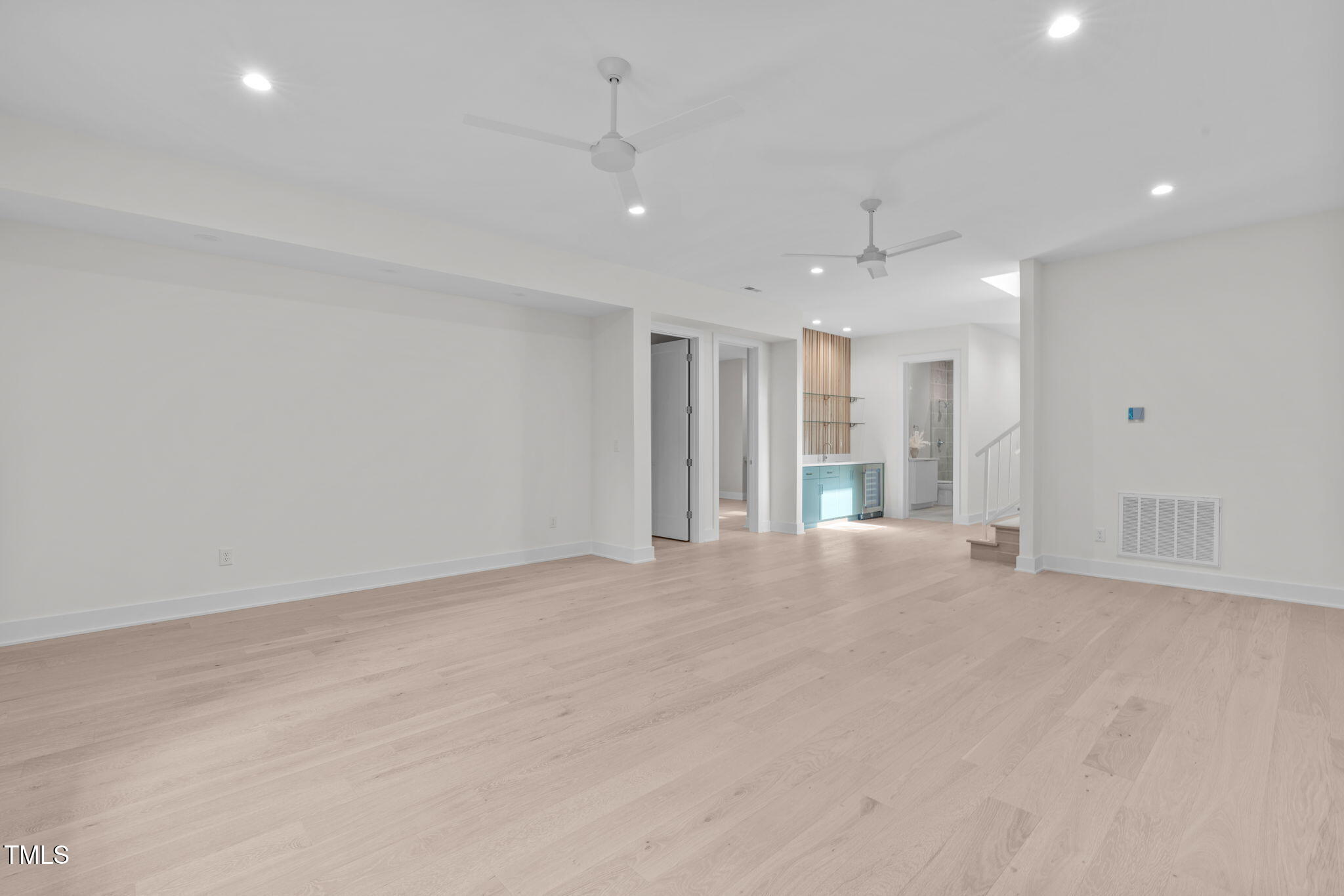 1435 Duplin Road Property Photo 42