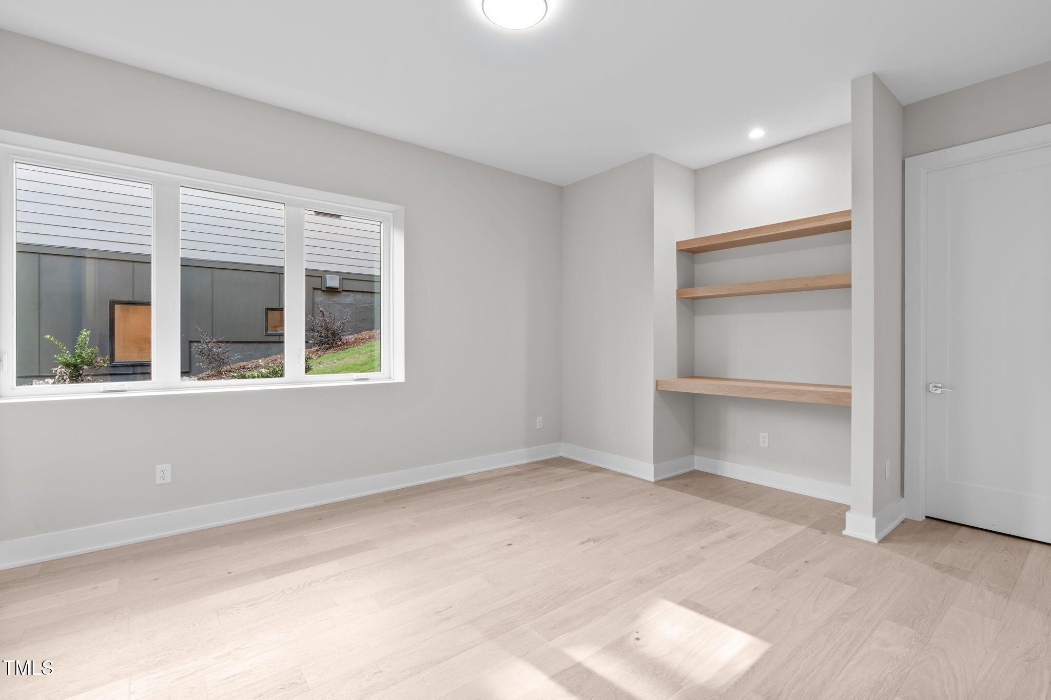 1435 Duplin Road Property Photo 44