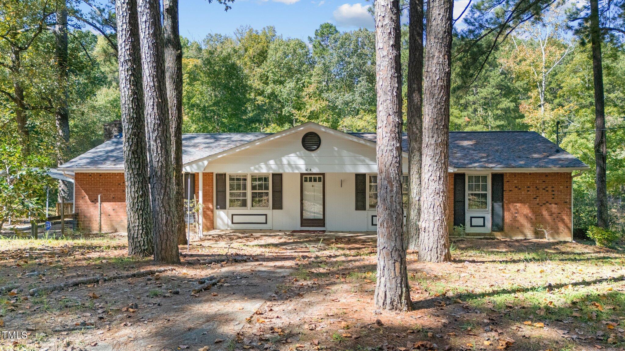 104 Lake Drive Property Photo 2