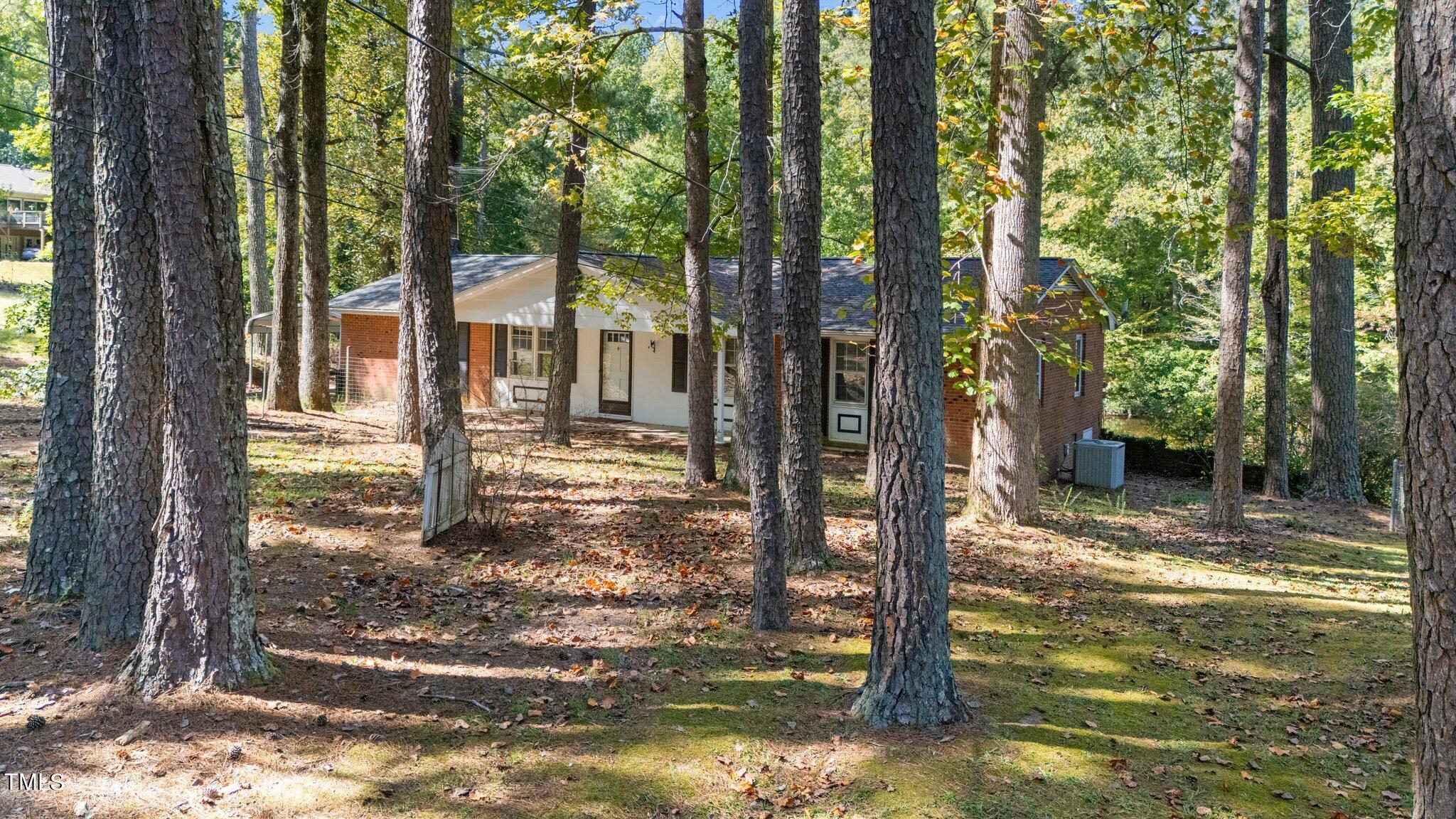 104 Lake Drive Property Photo 5