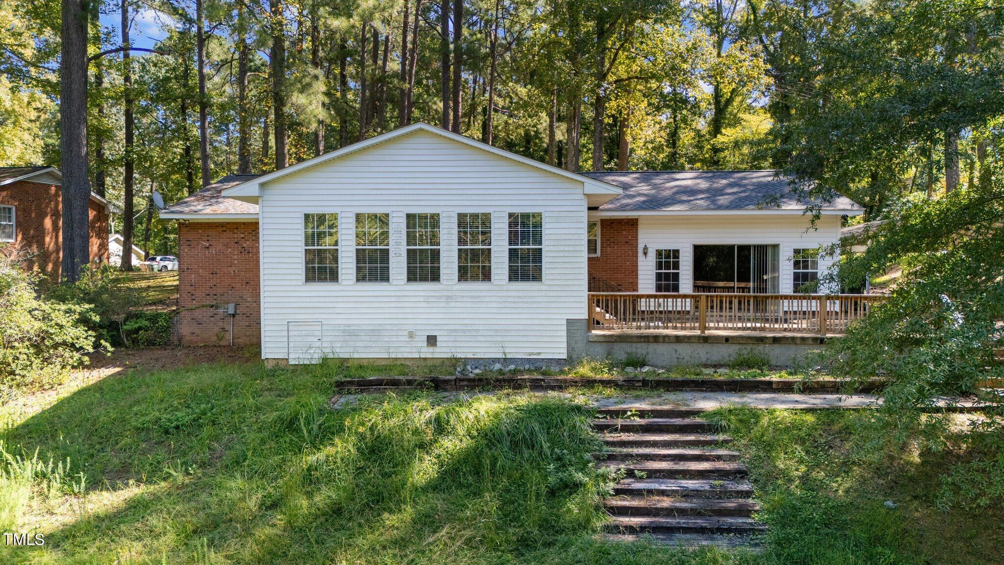 104 Lake Drive Property Photo 12