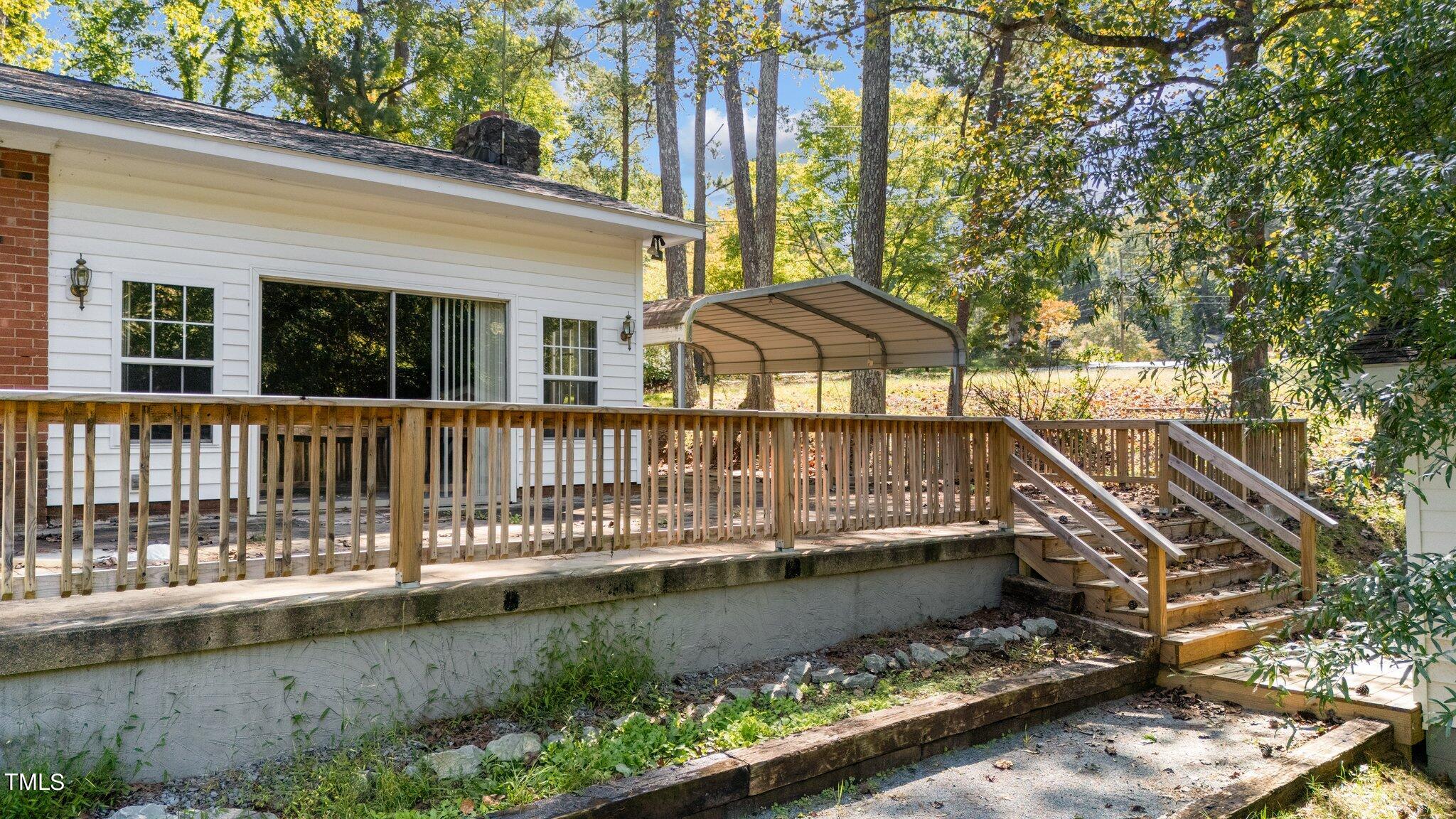104 Lake Drive Property Photo 13