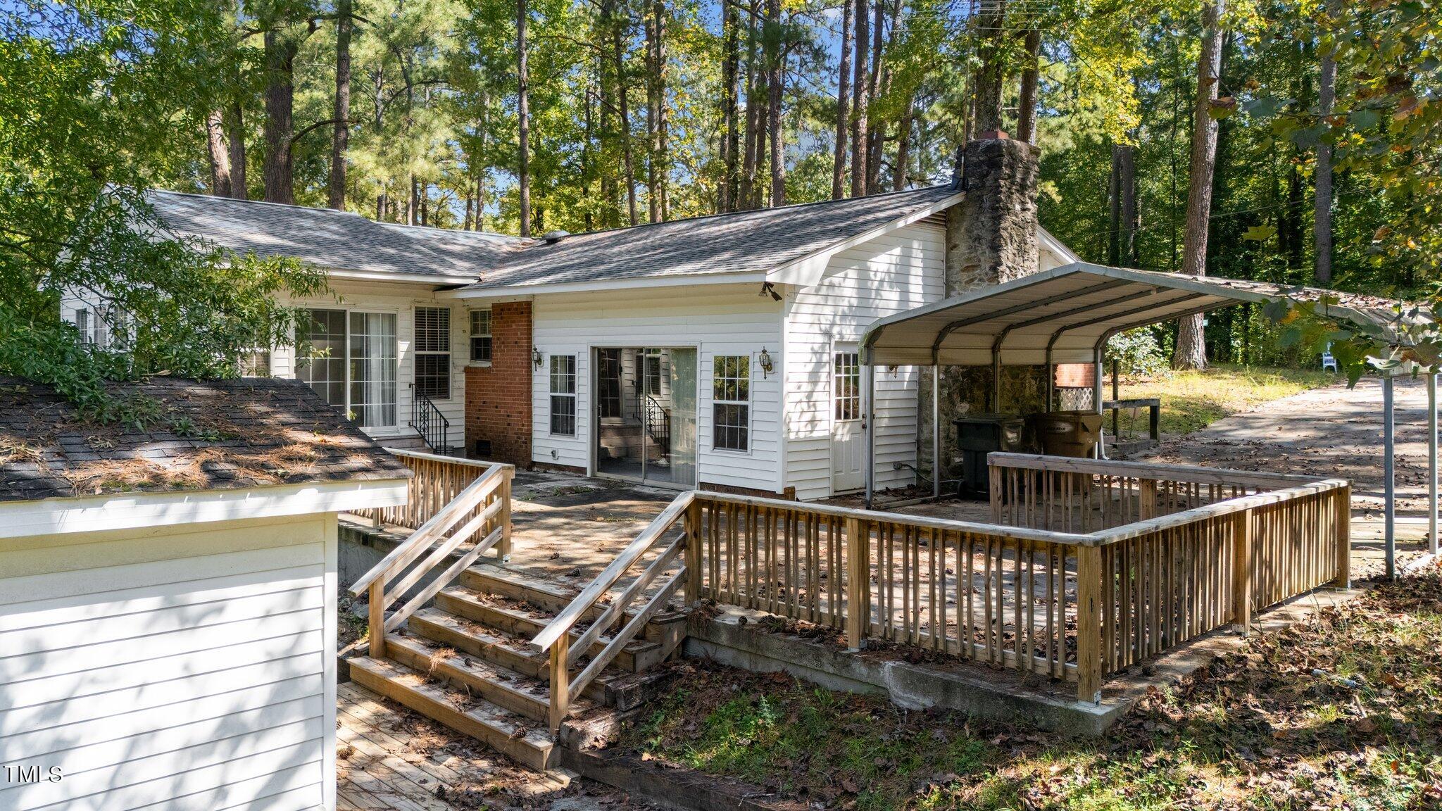 104 Lake Drive Property Photo 14