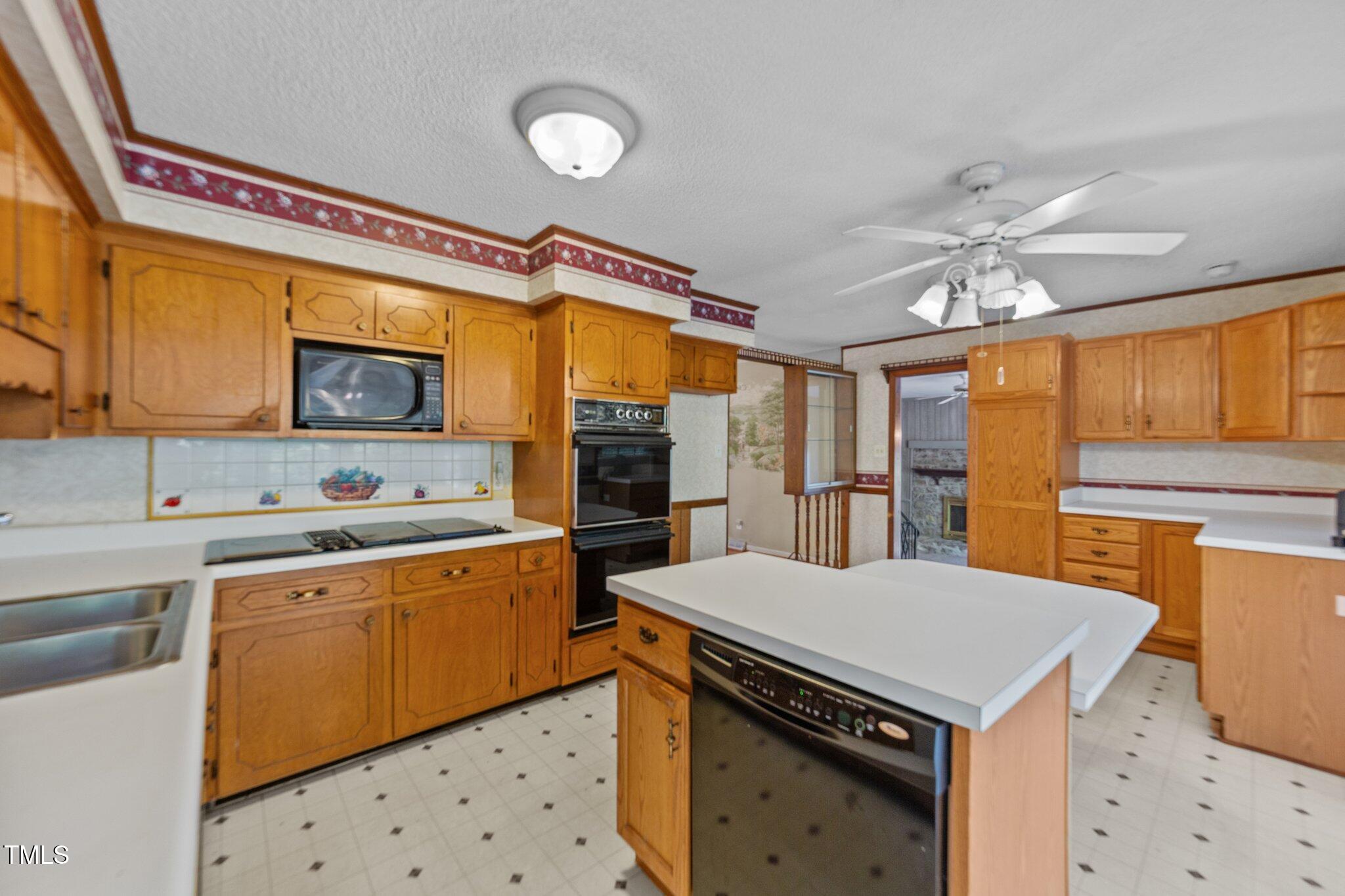 104 Lake Drive Property Photo 38