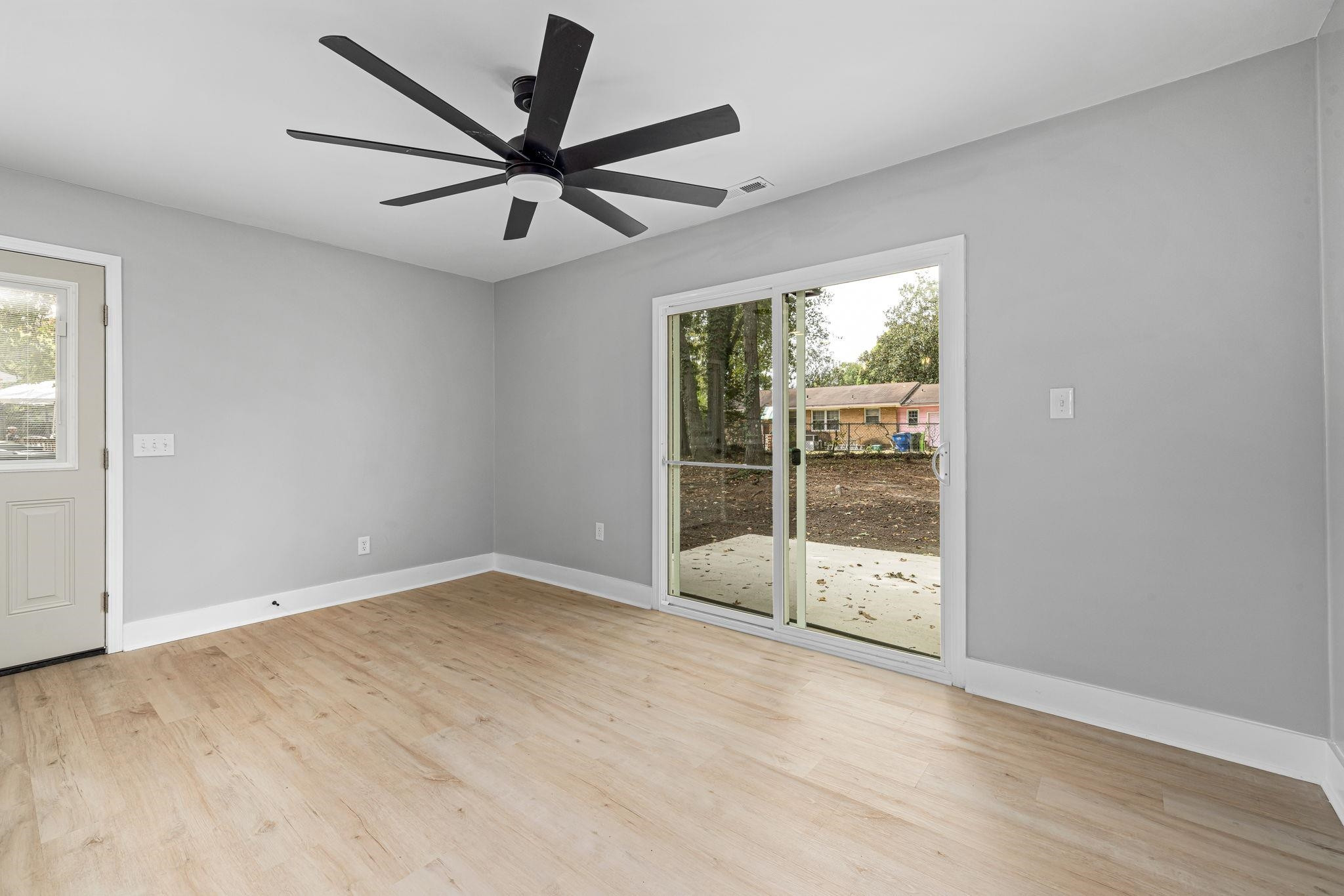 1200 Armstrong Circle Property Photo 24