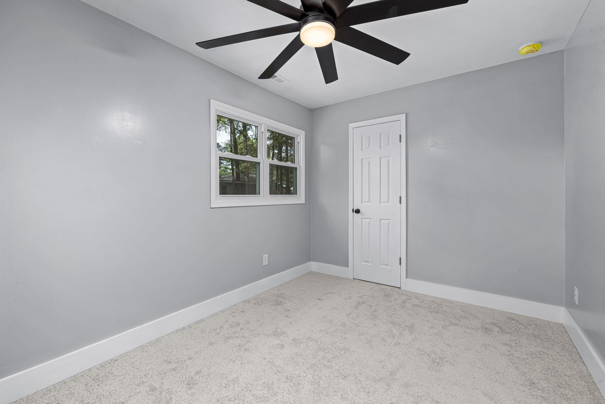 1200 Armstrong Circle Property Photo 31