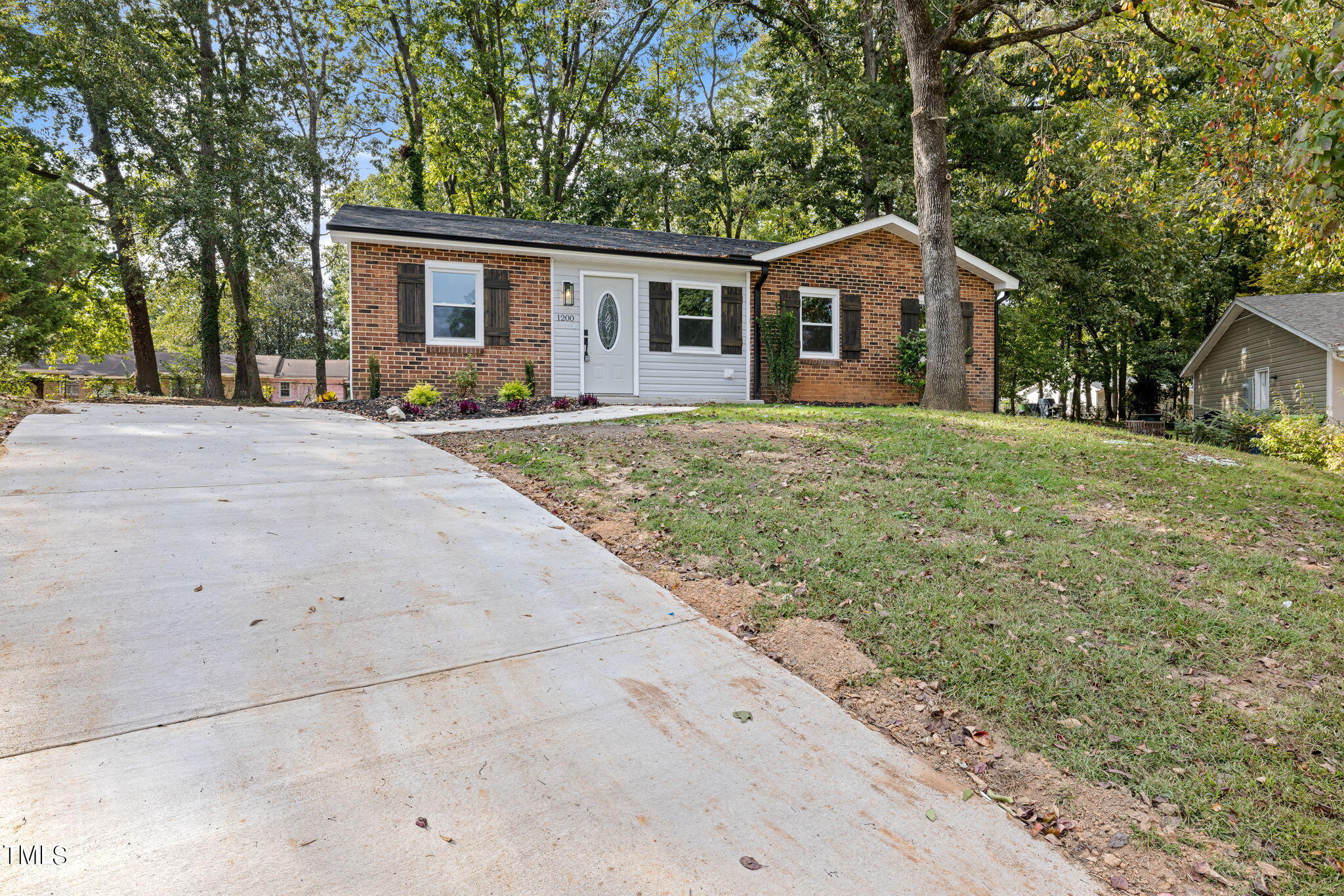1200 Armstrong Circle Property Photo 43