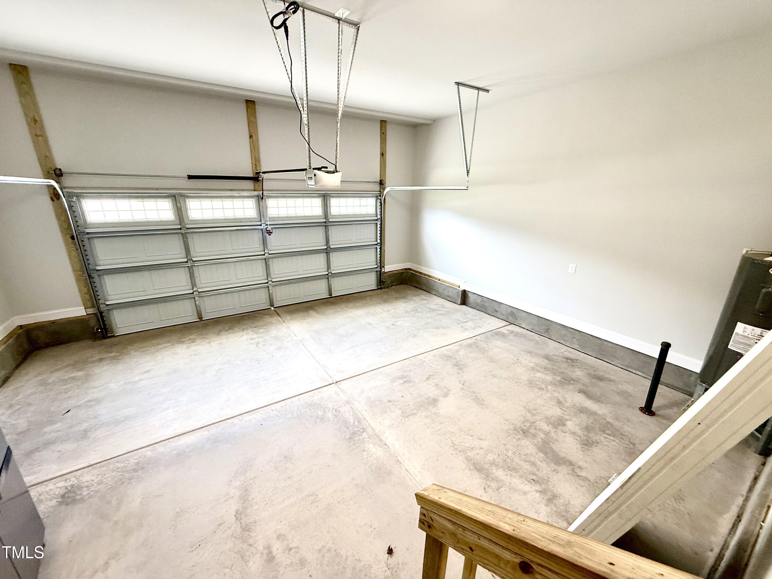 152 Southern Estates Drive Property Photo 4