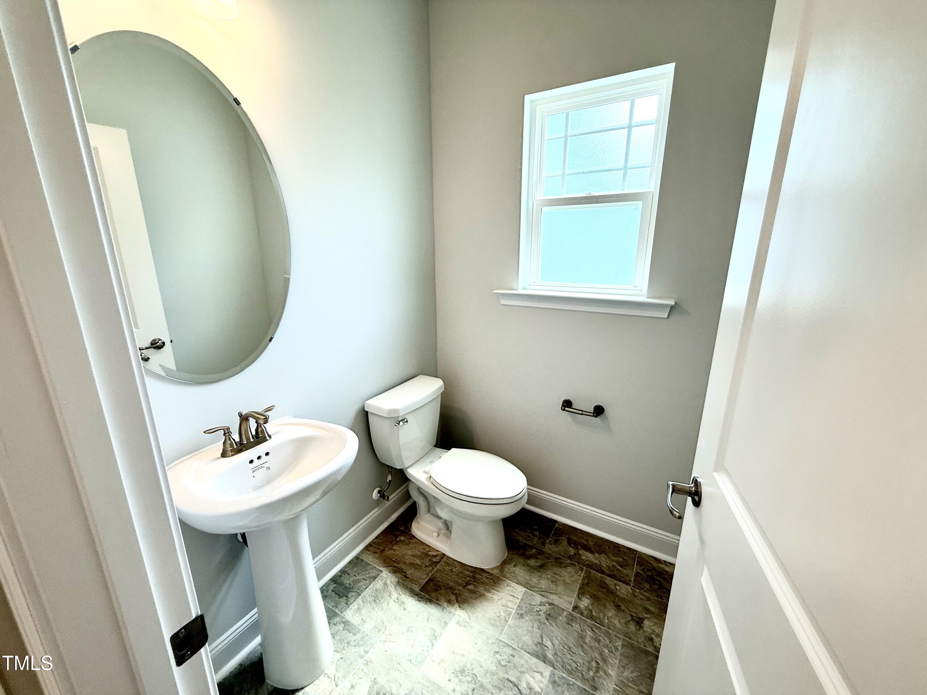 152 Southern Estates Drive Property Photo 12