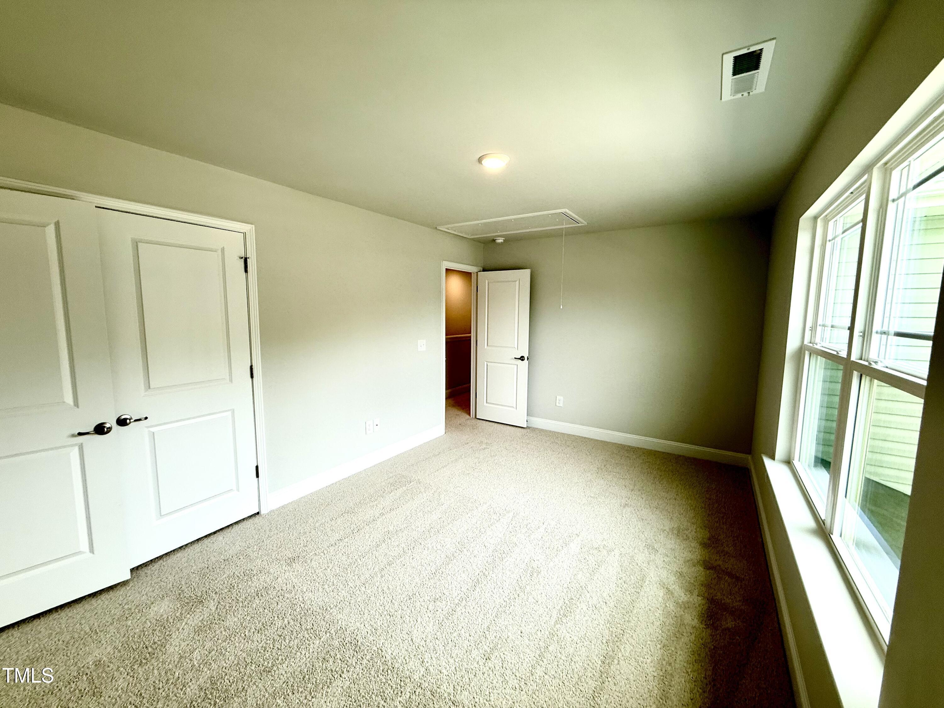 152 Southern Estates Drive Property Photo 22