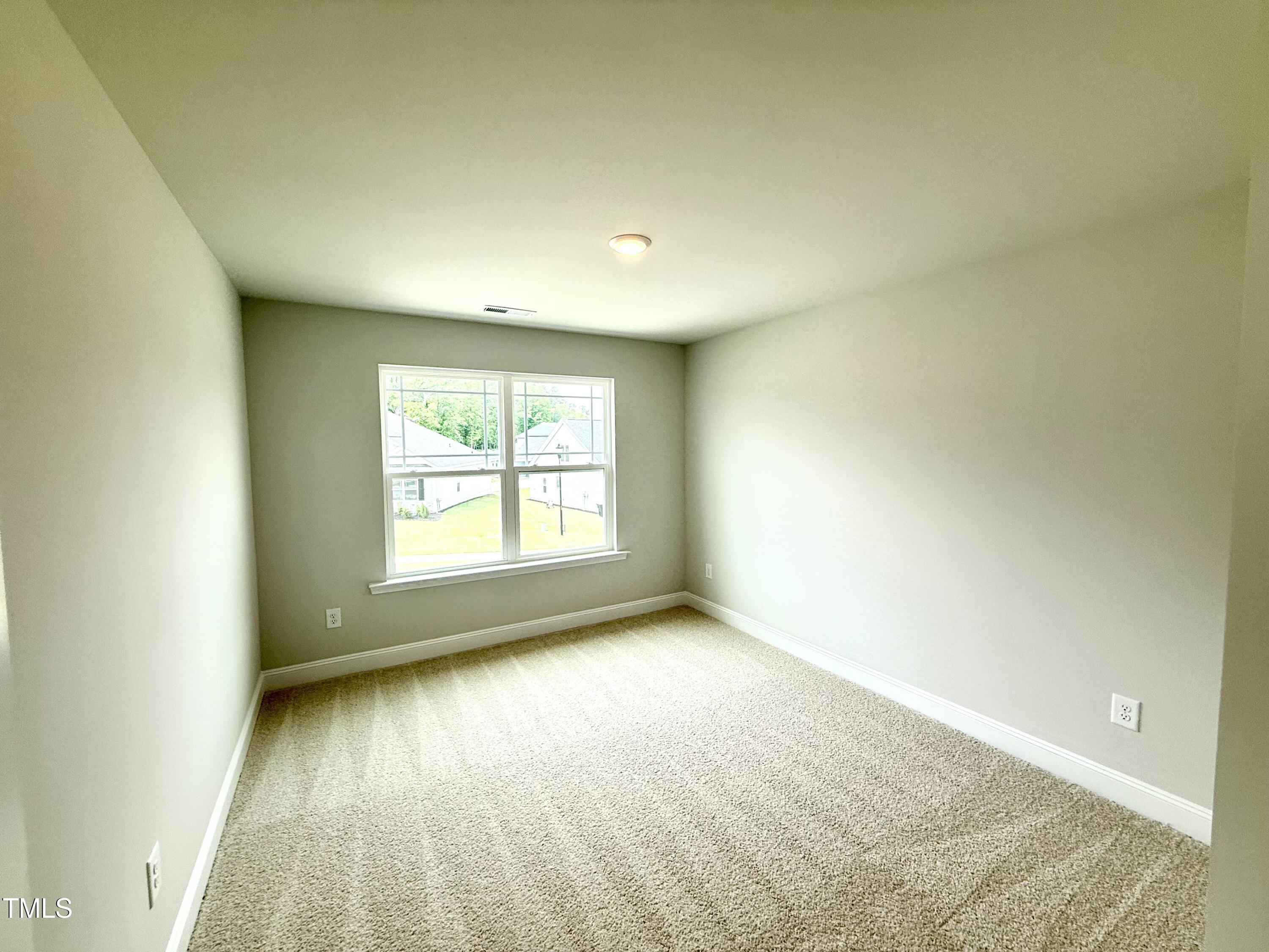 152 Southern Estates Drive Property Photo 23