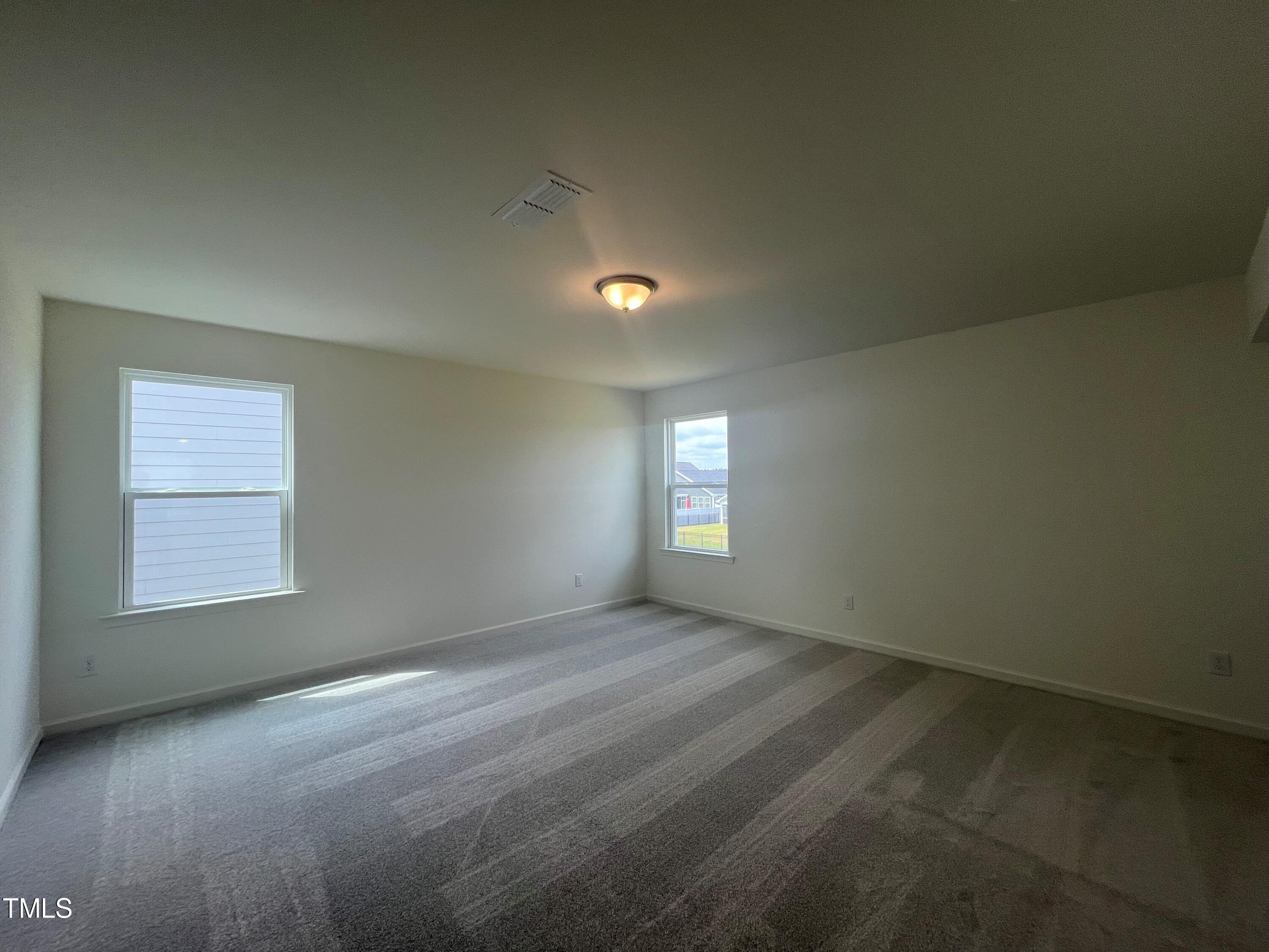 323 Chestnut Oak Lane Property Photo 10