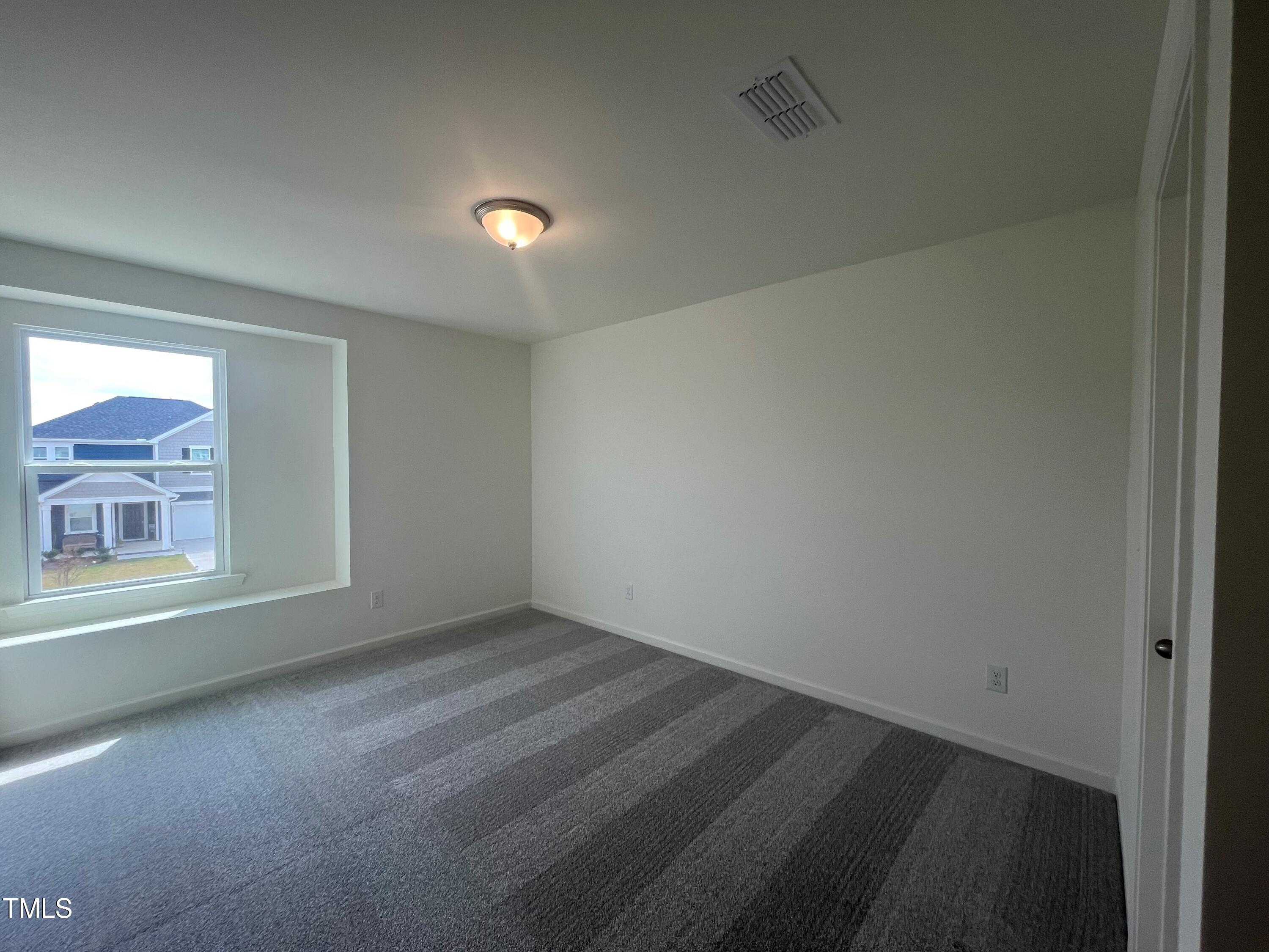 323 Chestnut Oak Lane Property Photo 16