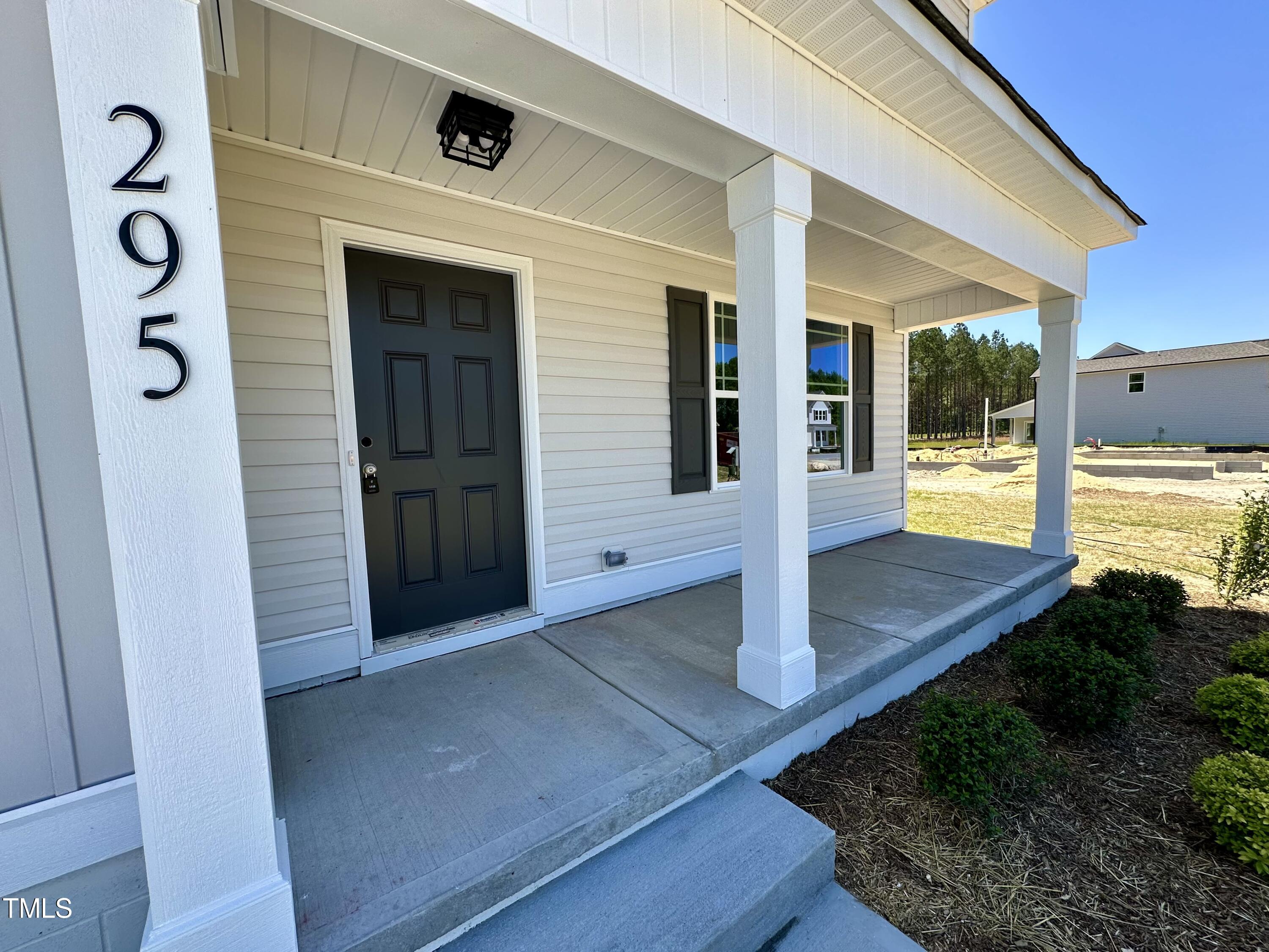 295 Earnest Way Property Photo 3
