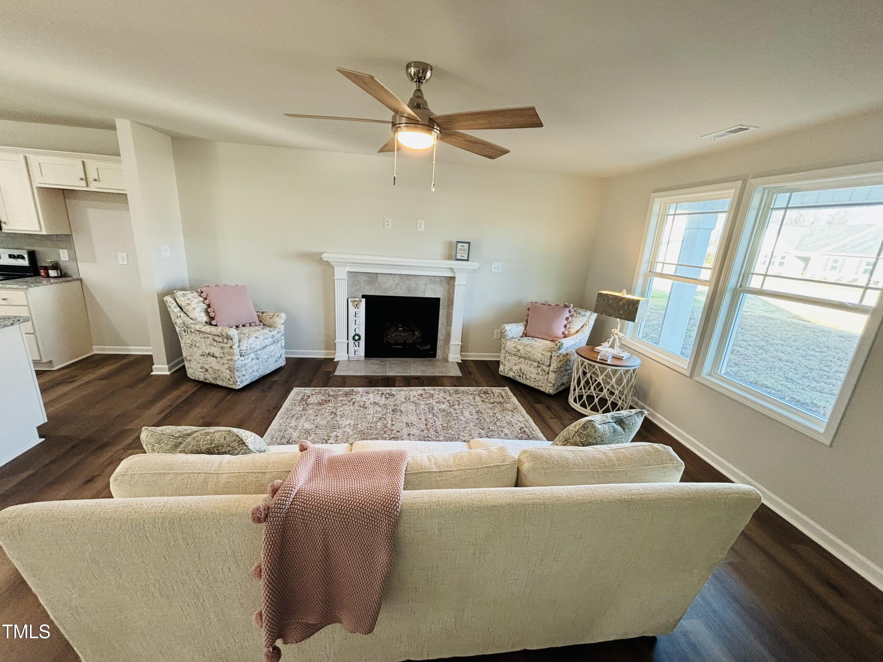 295 Earnest Way Property Photo 6