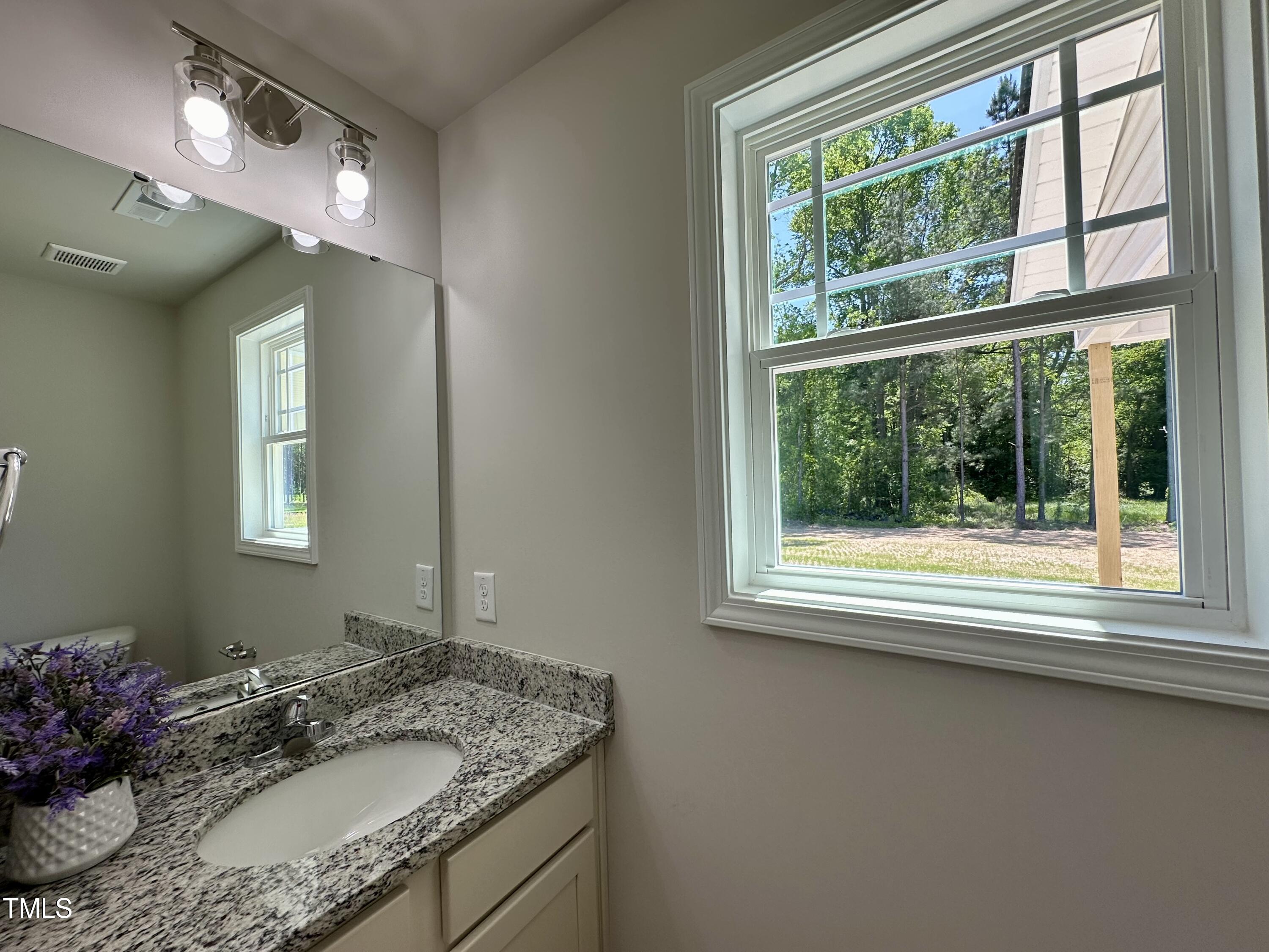 295 Earnest Way Property Photo 16
