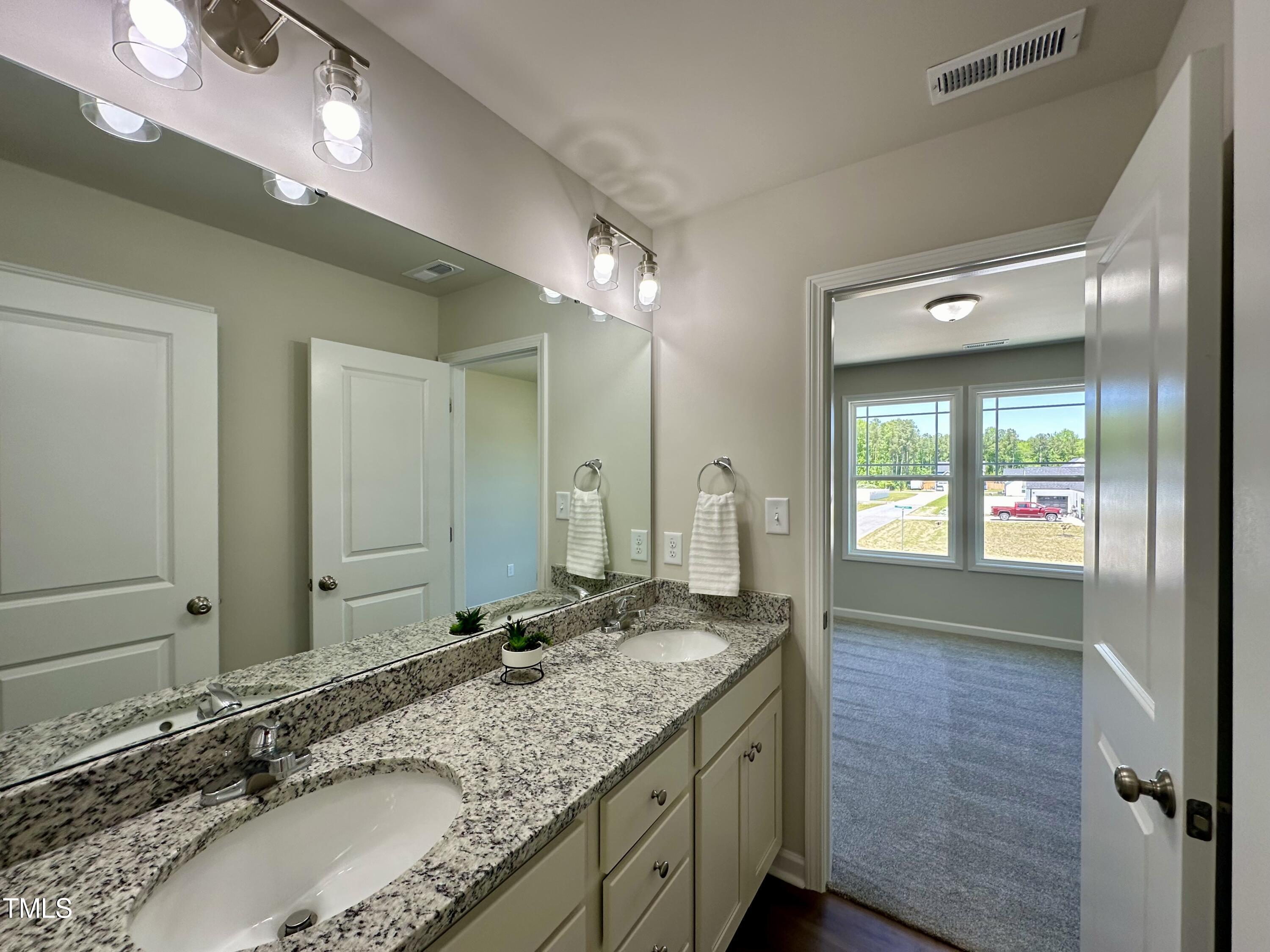 295 Earnest Way Property Photo 24