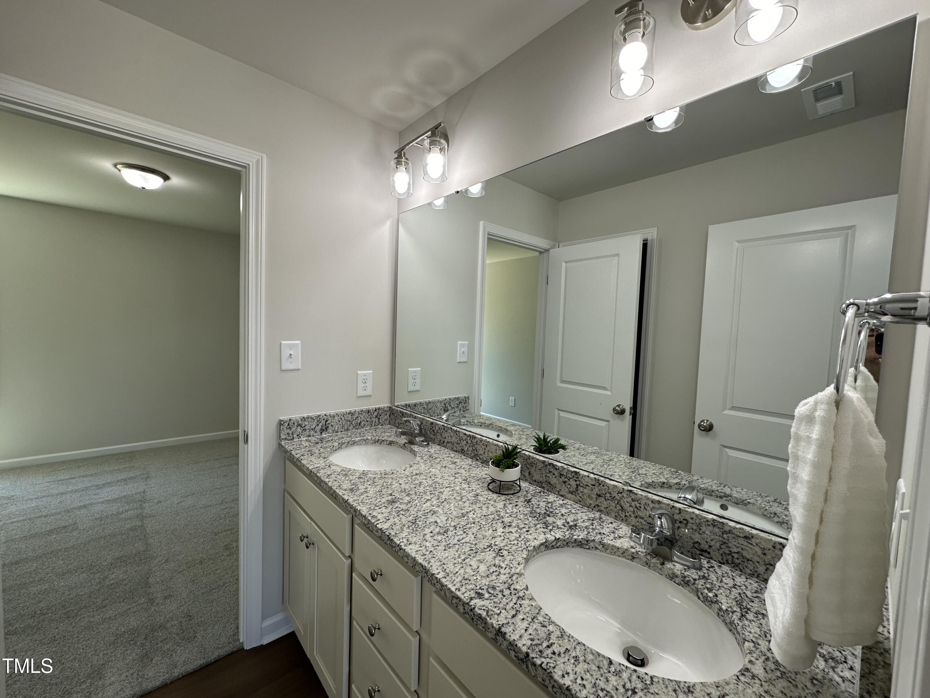 295 Earnest Way Property Photo 26